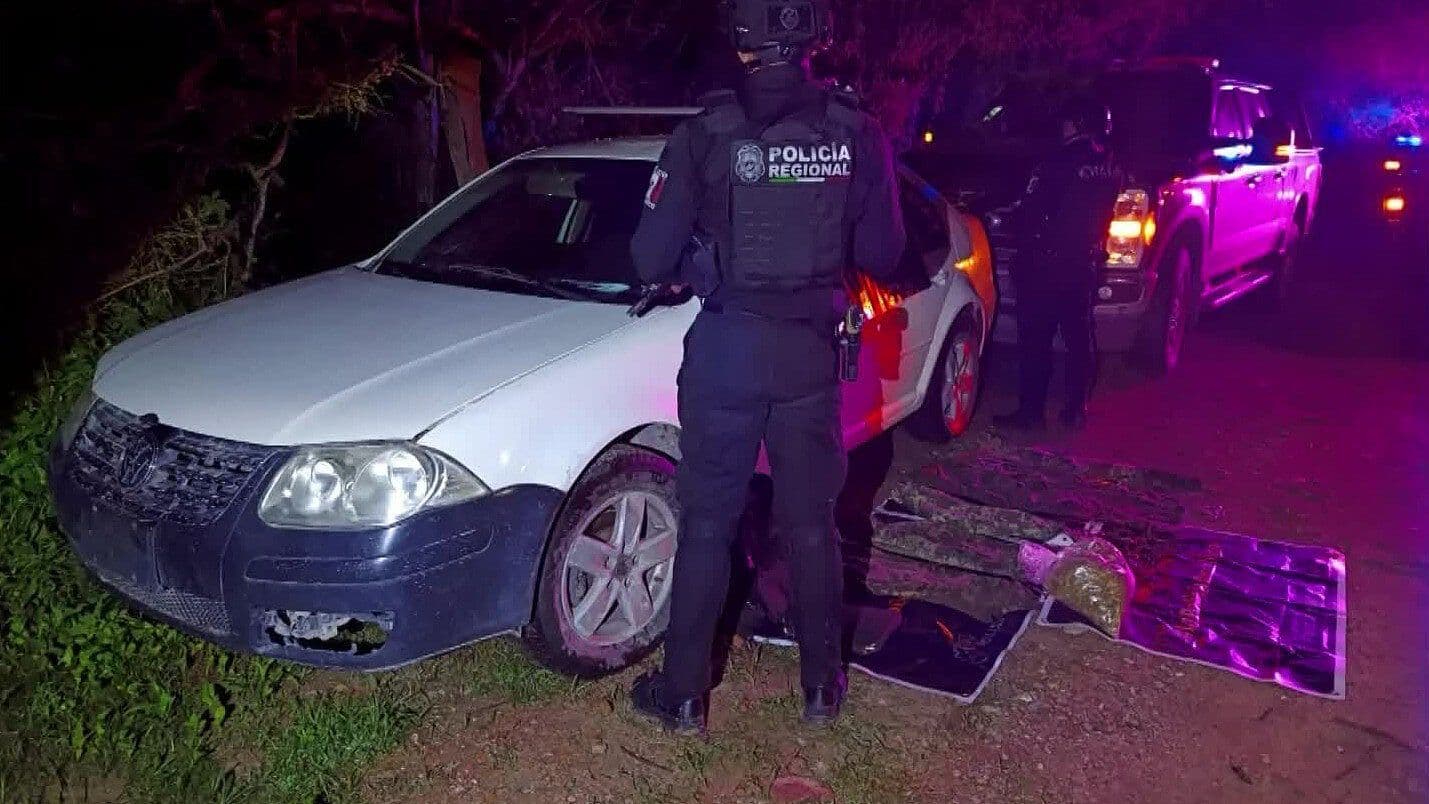 Aseguran Casi un Kilo de Marihuana, Ponchallantas y Equipo Táctico en Puerto Vallarta