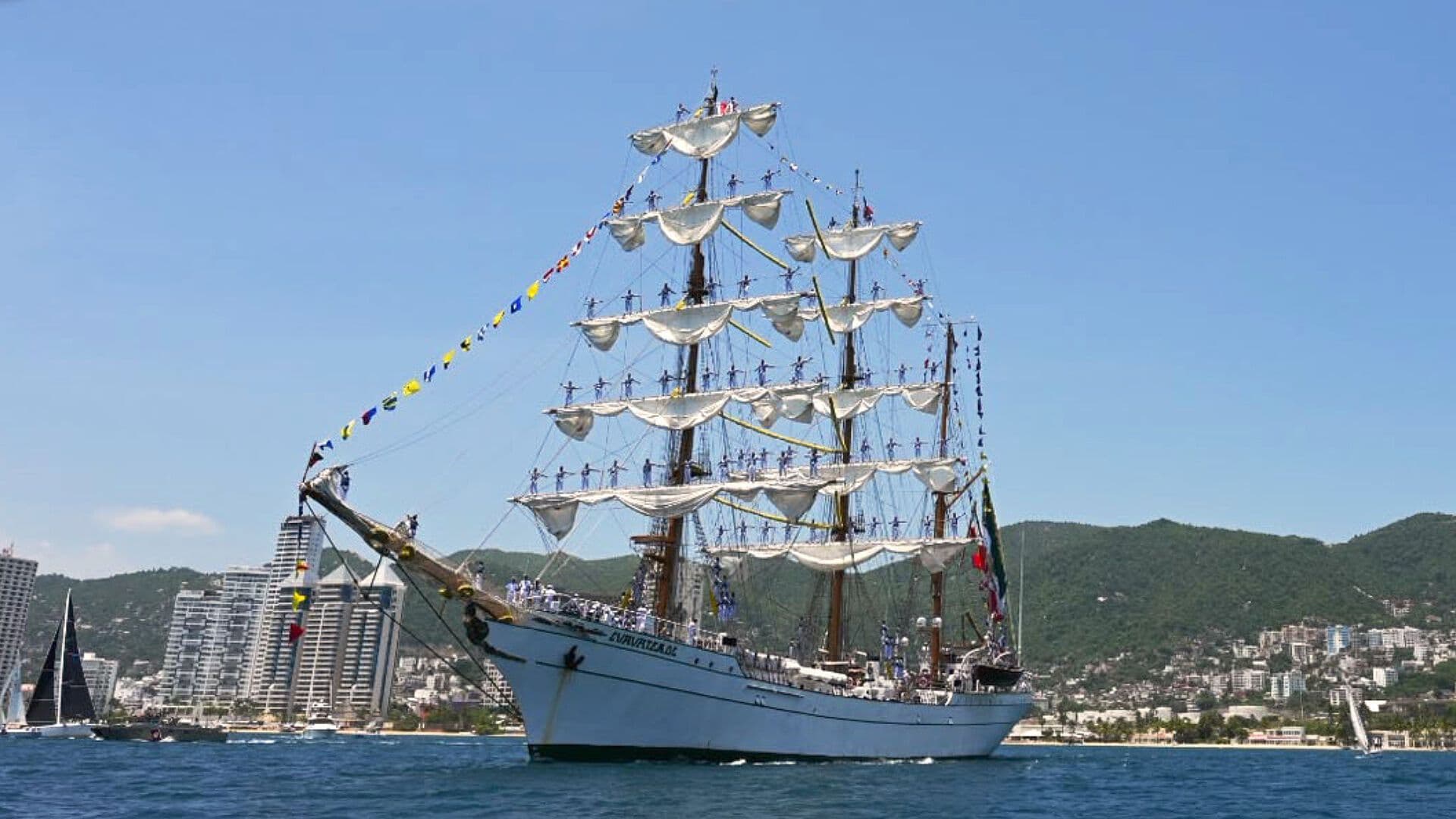 El Buque Escuela Cuauhtémoc Zarpa de Acapulco en su Crucero "Pacífico Norte 2026"