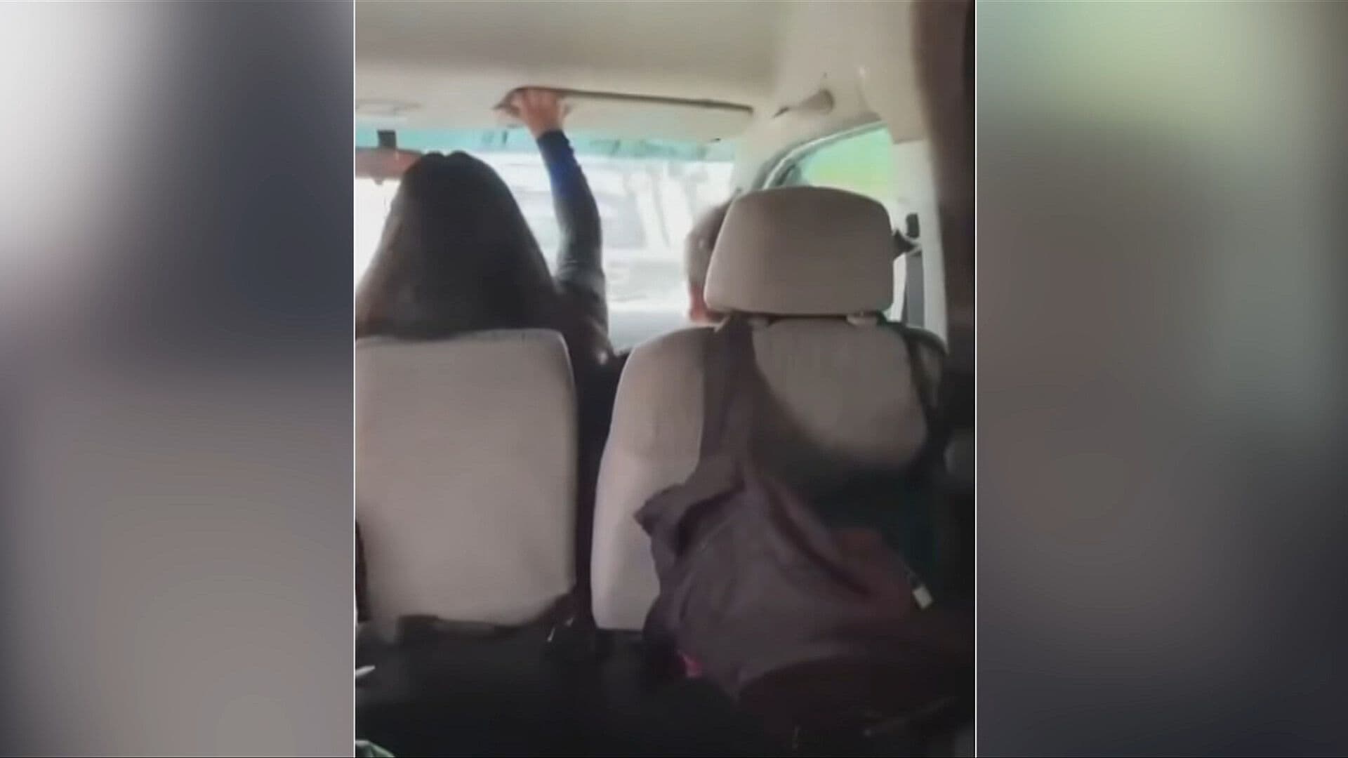 Intenta Evitar Multa y Conductor de Transporte Público Escapa con Todo y Pasajeros