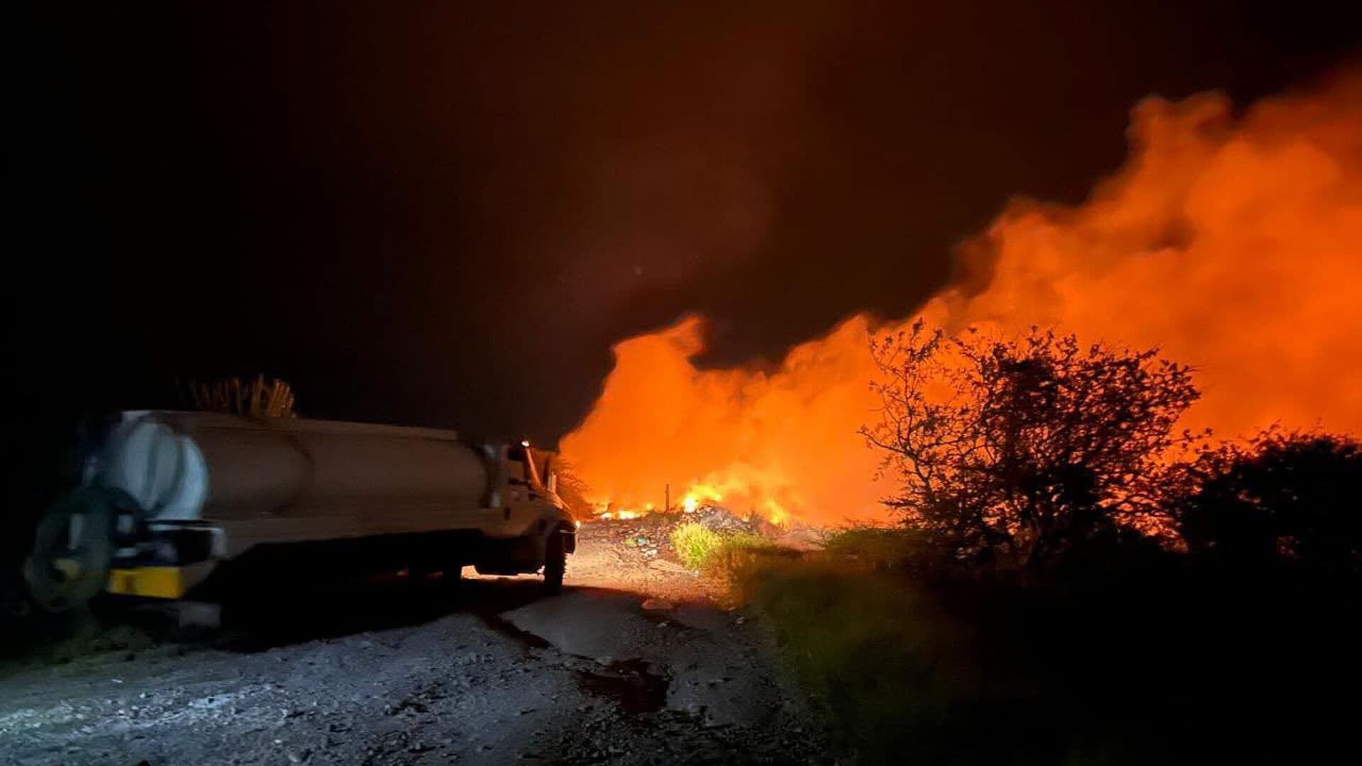 Incendio en Basurero Municipal de Acatlán de Osorio Tiene en Alerta a Puebla