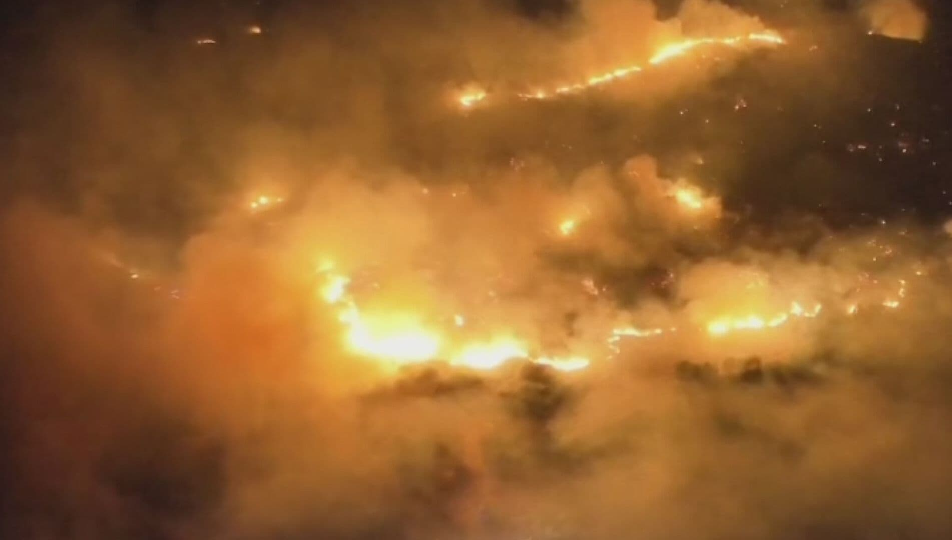 VIDEO | Así se Ve Desde el Aire el Devastador Incendio en Zaragoza, España