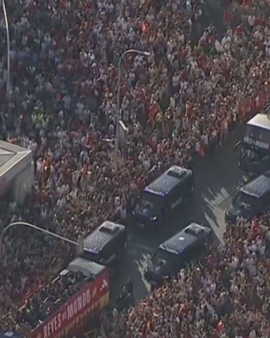 Así se Ve Desde el Aire el Tour de la Victoria de España tras Ganar el Mundial 2026