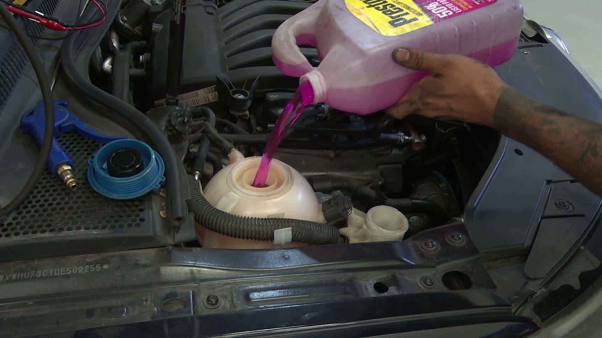 ¿Planeas Salir de Querétaro? Así Puedes Evitar Fallas en tu Auto en el Camino