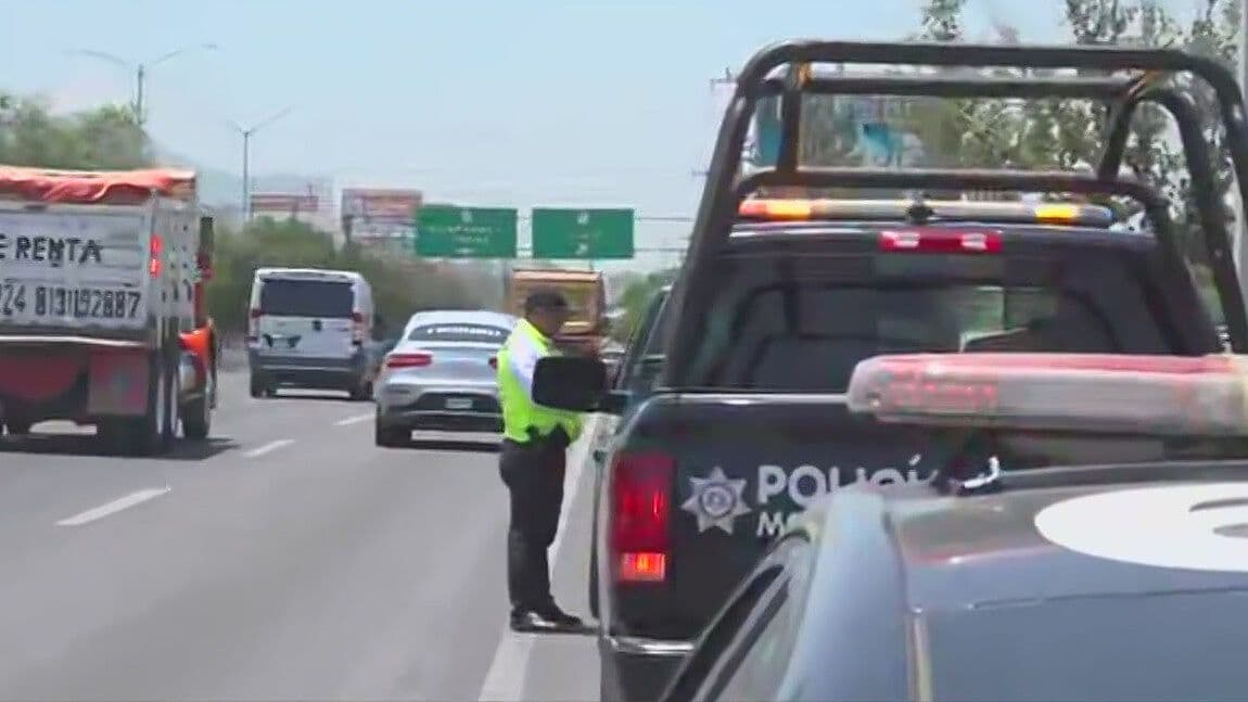Arman Operativo Radar en Carretera Nacional en Monterrey