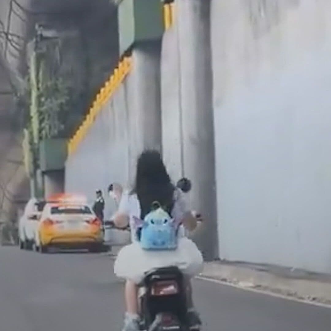 Captan a Joven en Bici Eléctrica en Periférico
