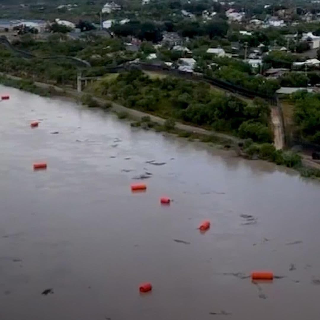 Crecida del Río Bravo Arrastra Boyas