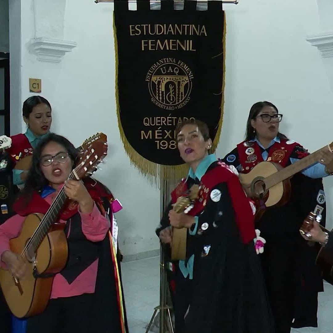 Mujeres que Hacen Historia a Través de la Estudiantina Femenil de la UAQ