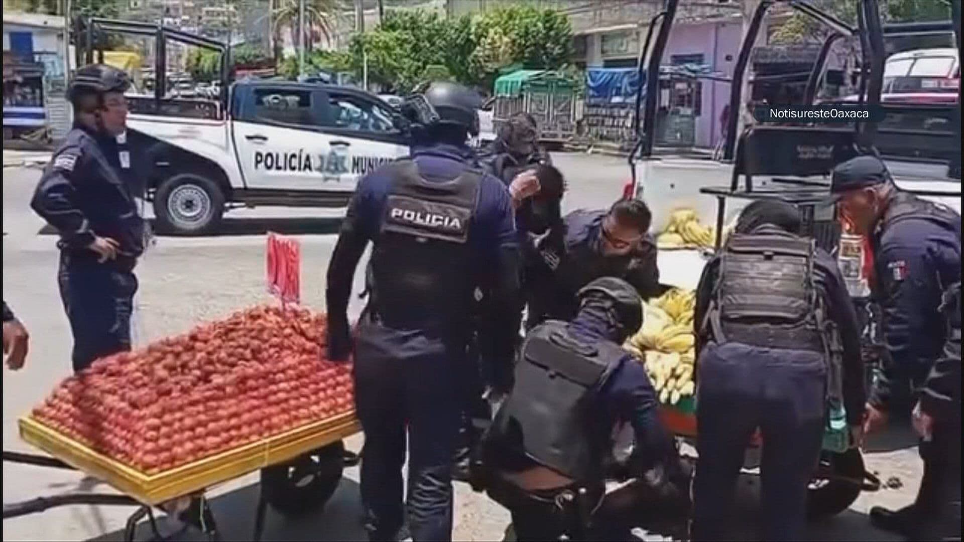 VIDEO | Habitantes de Salina Cruz Denuncian Abuso Policial, Oaxaca