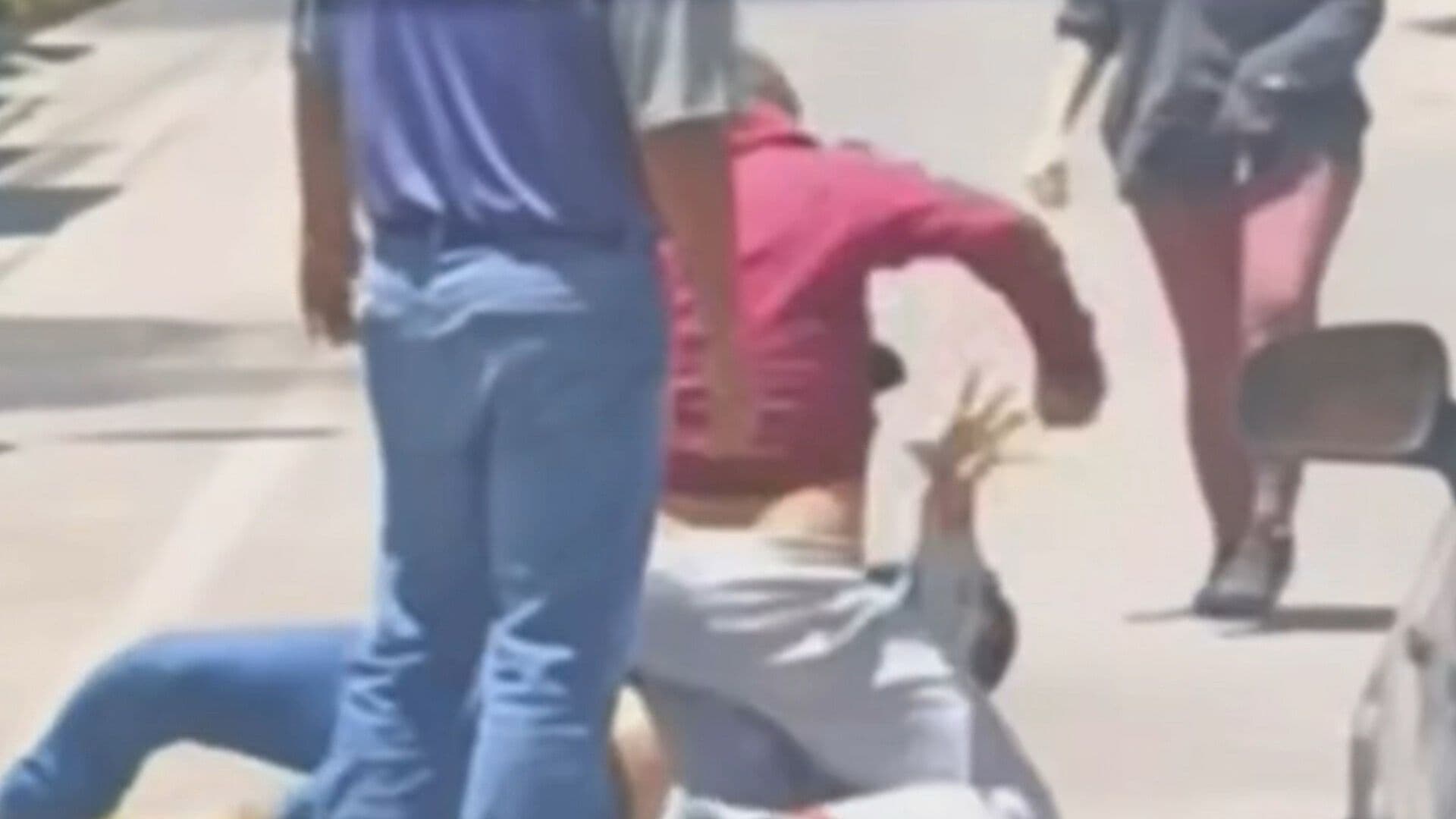 Discusión Termina en Brutal Golpiza en Puebla, Graban Sin Intervenir