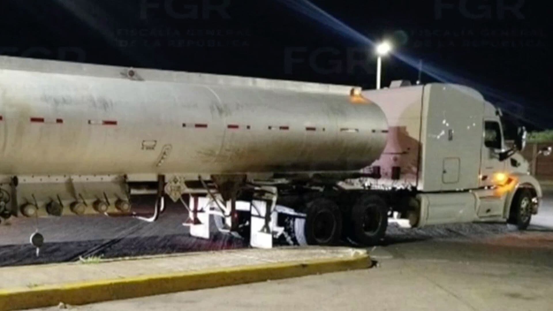Vinculan a Proceso a Tres Hombres Tras Aseguramiento de 28 Mil Litros de Gasolina en Chihuahua