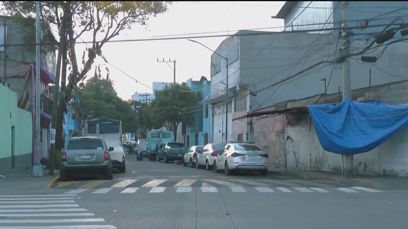 Hallan Cuerpo de Hombre en Edificio de Departamentos en Alcaldía Cuauhtémoc, CDMX