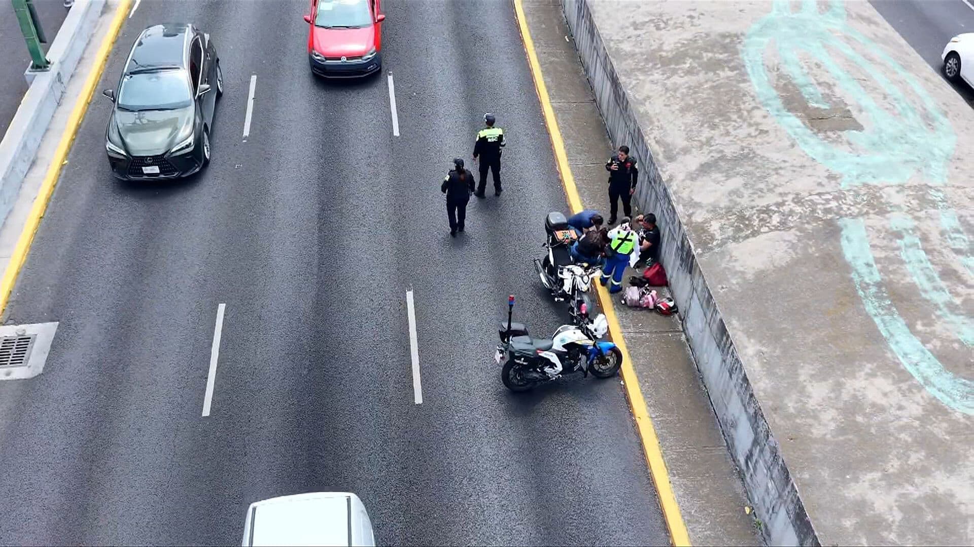 Familia de Héroes Salva la Vida de un Motociclista tras Convulsionar en CDMX