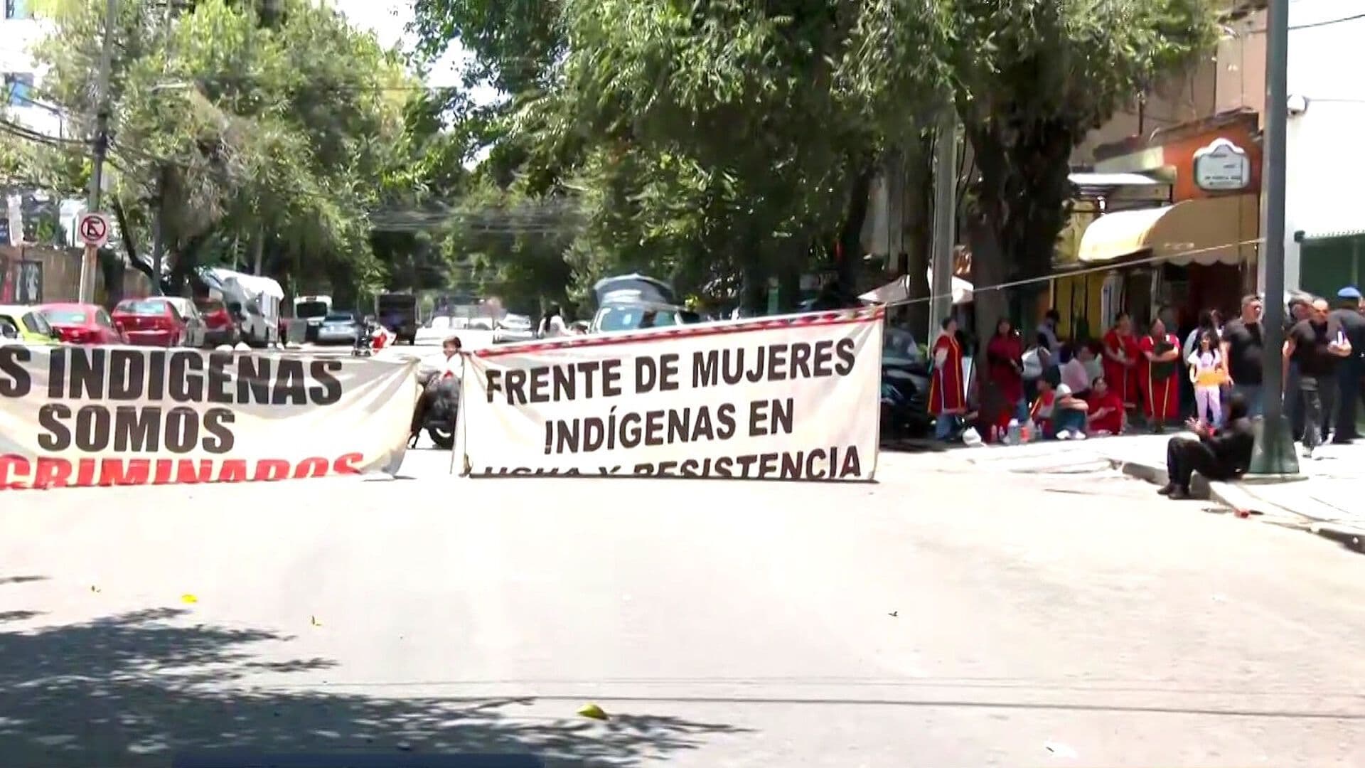 Mujeres Triquis Bloquean Doctor Lavista en Colonia Doctores, CDMX