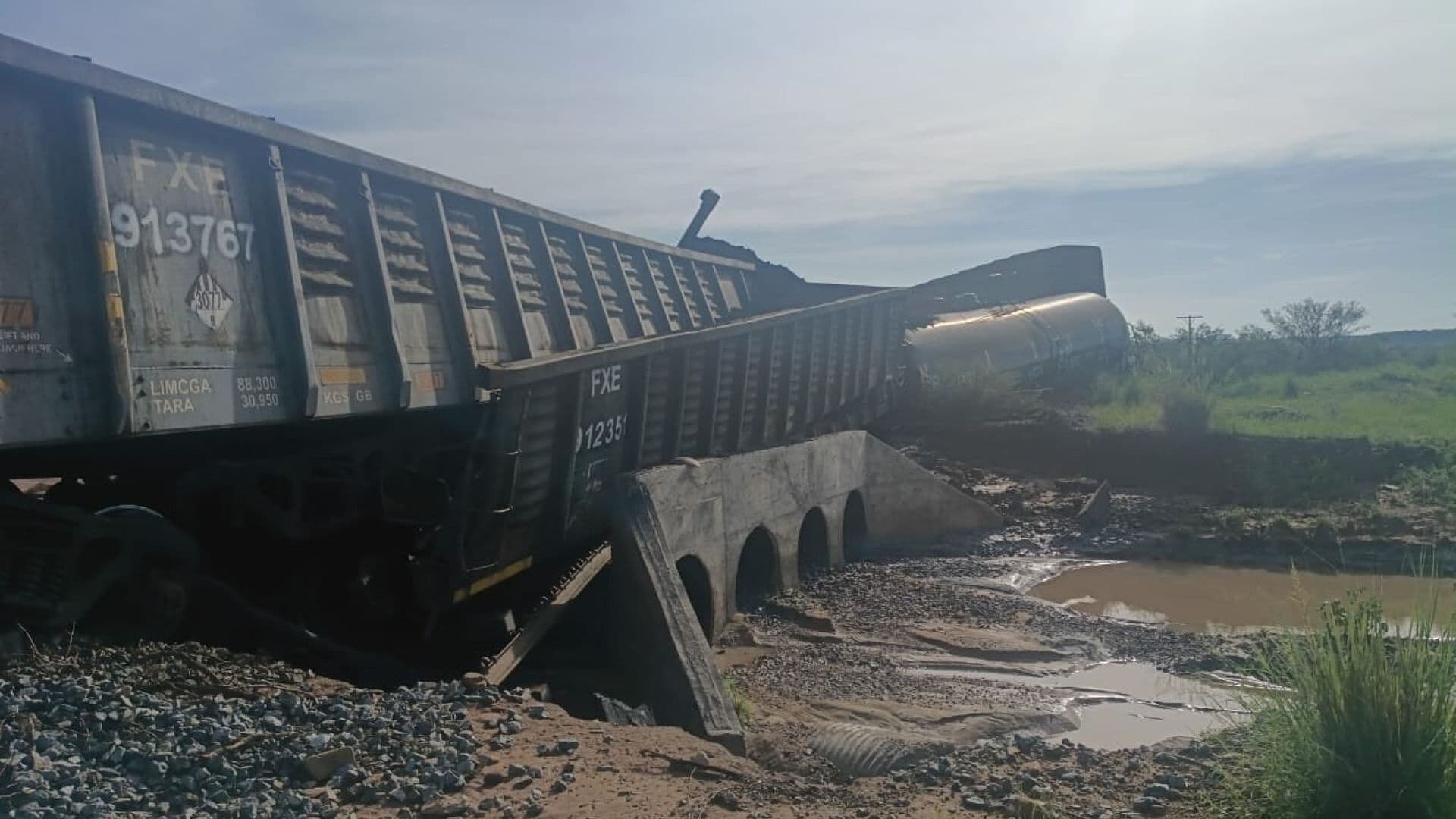 Tren Descarriló en Naco, Sonora; Autoridades Mantienen Resguardo en la Zona