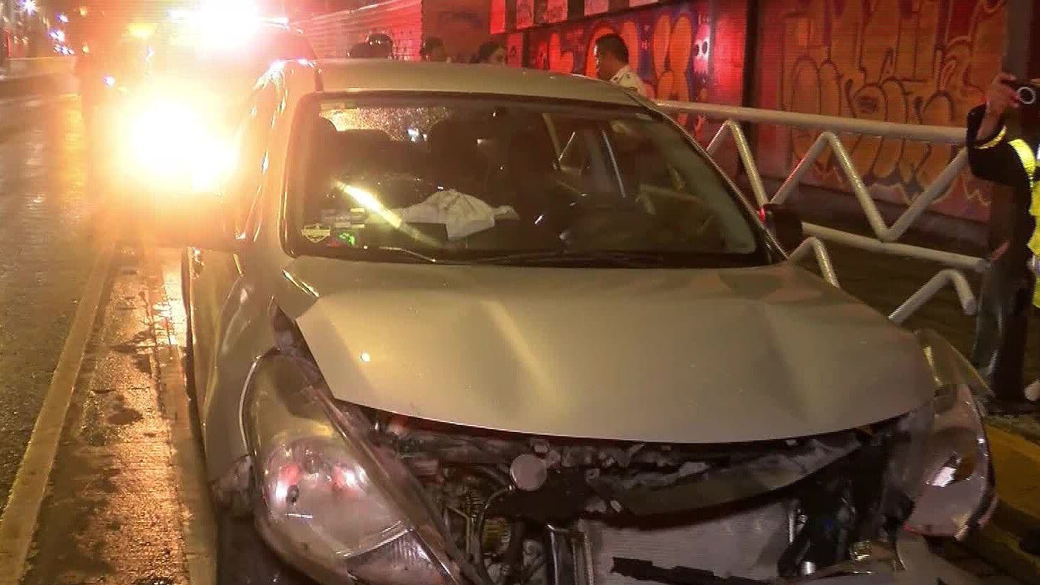Hombre Alcoholizado Choca contra Patrulla de la Policía Vial en Guadalajara
