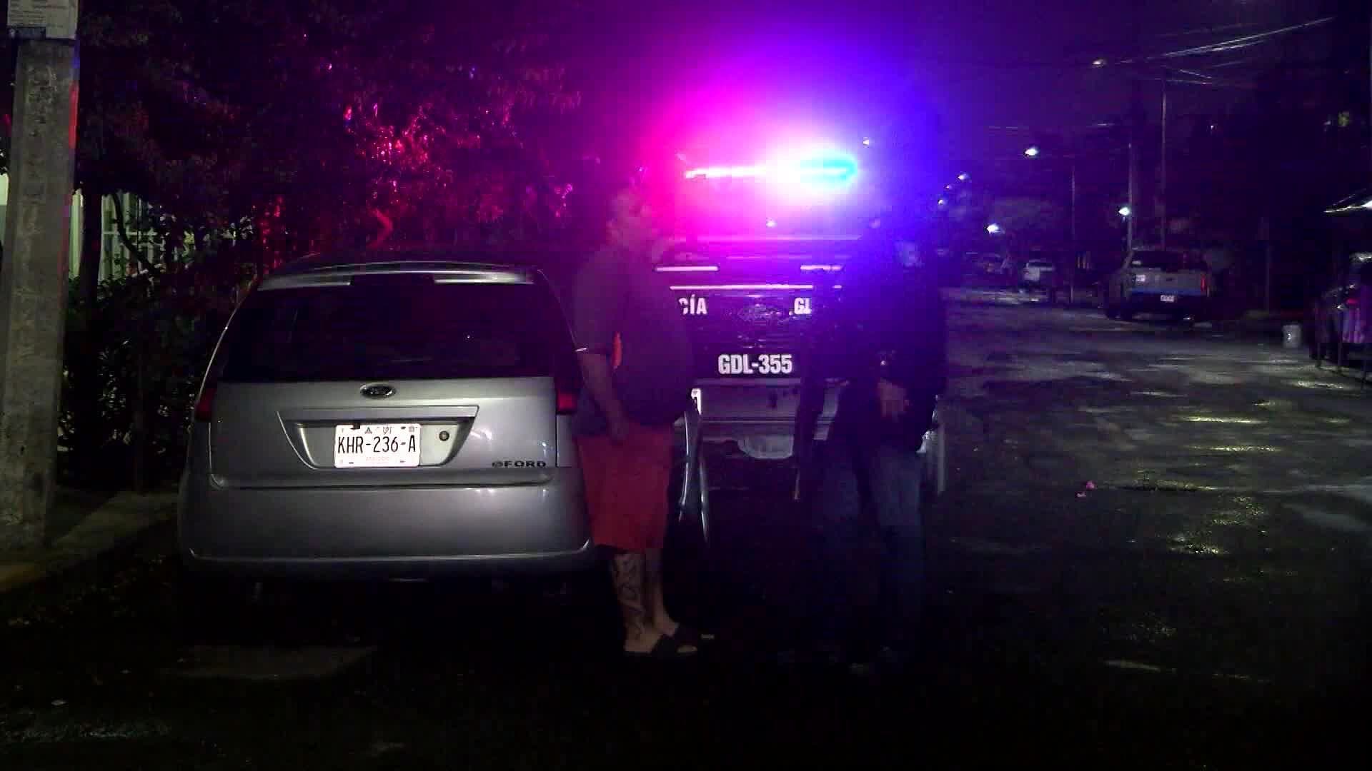 Apuñalan a un Hombre Tras una Riña al Interior de una Cancha de Futbol en Guadalajara