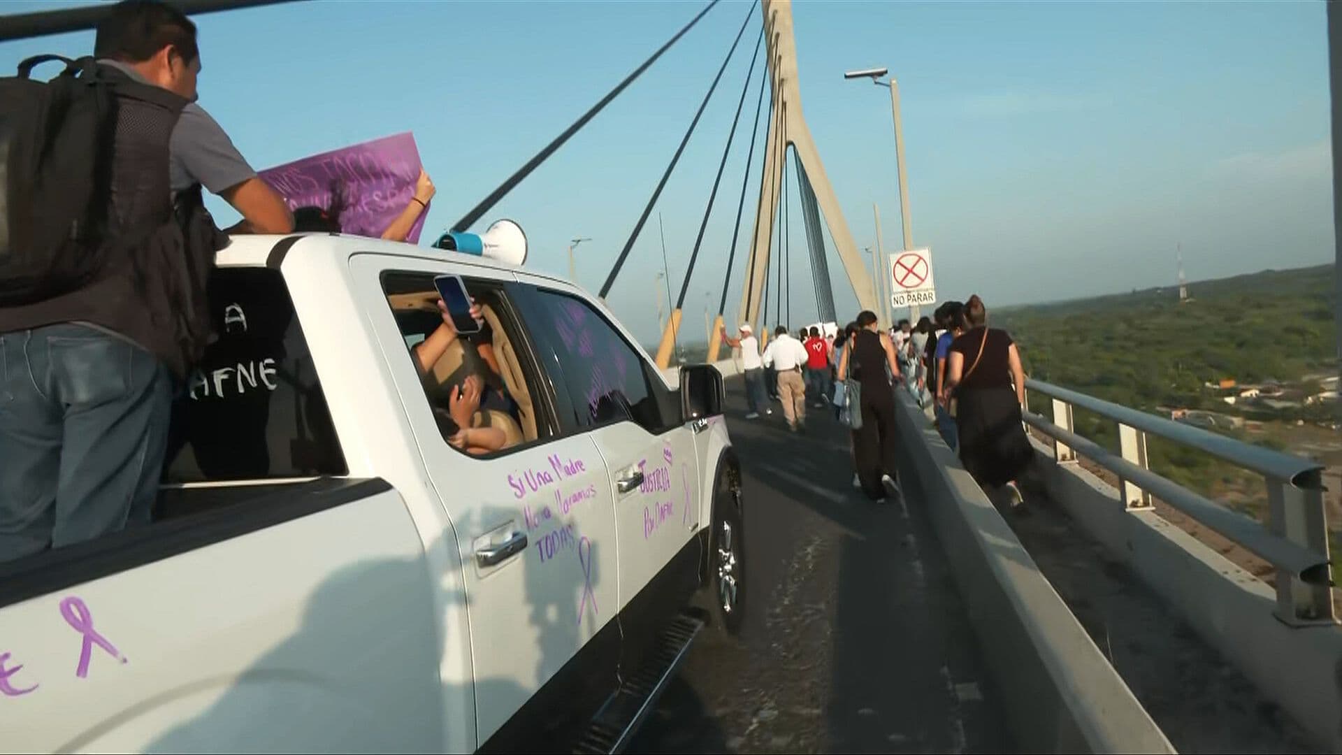 Protesta en Puente Tampico por Caso Dafne Durante Audiencia de Danna Yanina 'N'