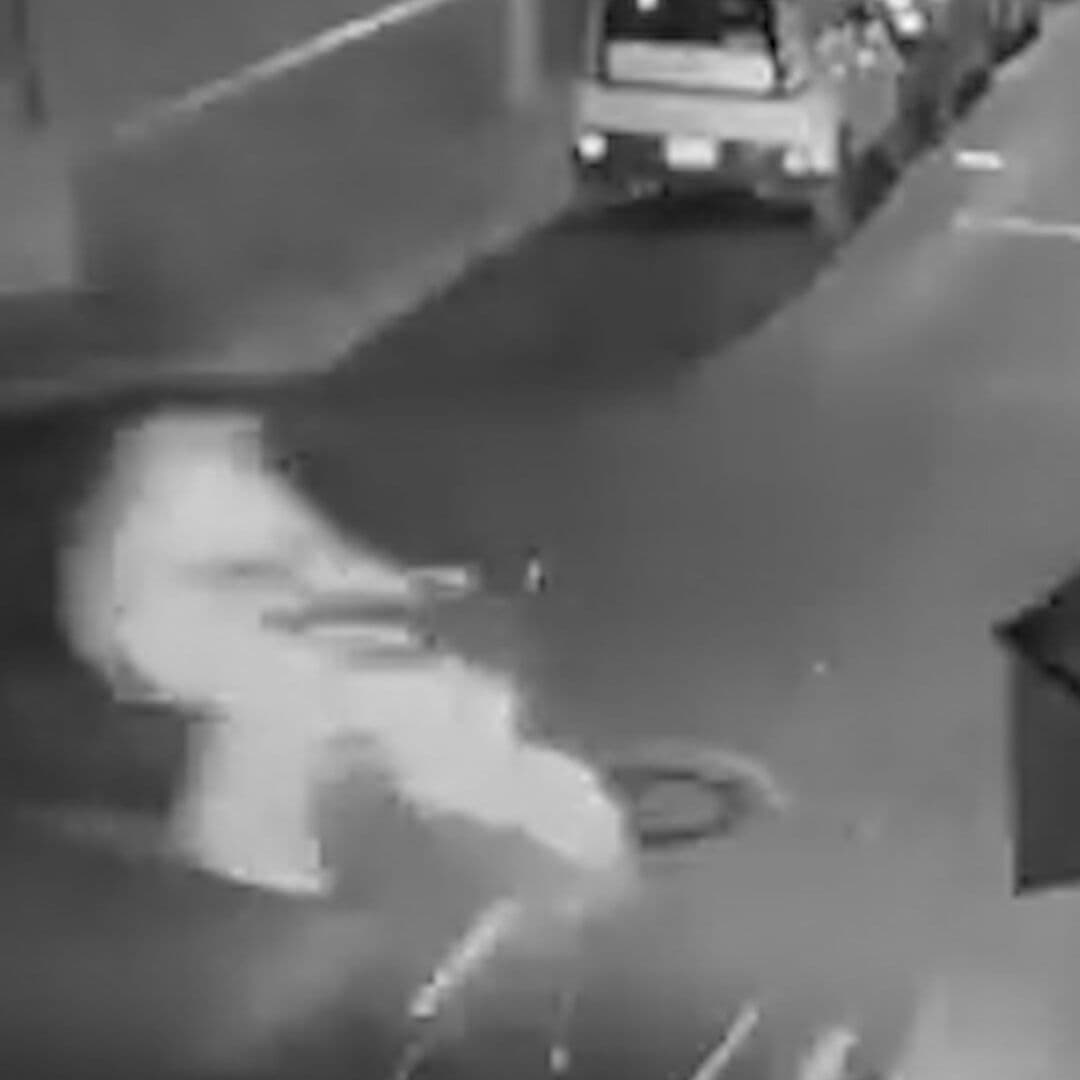 Auto a Exceso de Velocidad Embiste Moto