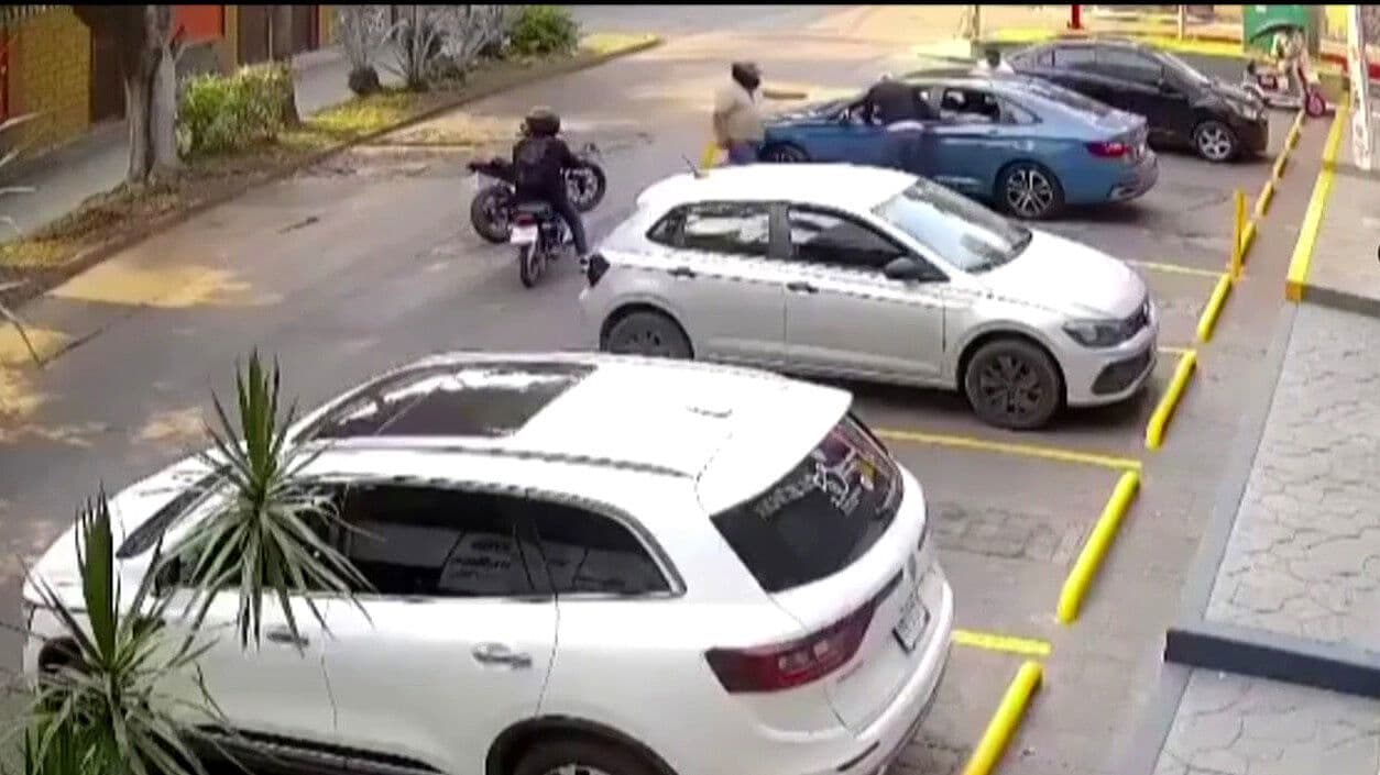 Video | Así Asaltaron a una Familia a Plena Luz del Día en Cuernavaca, Morelos