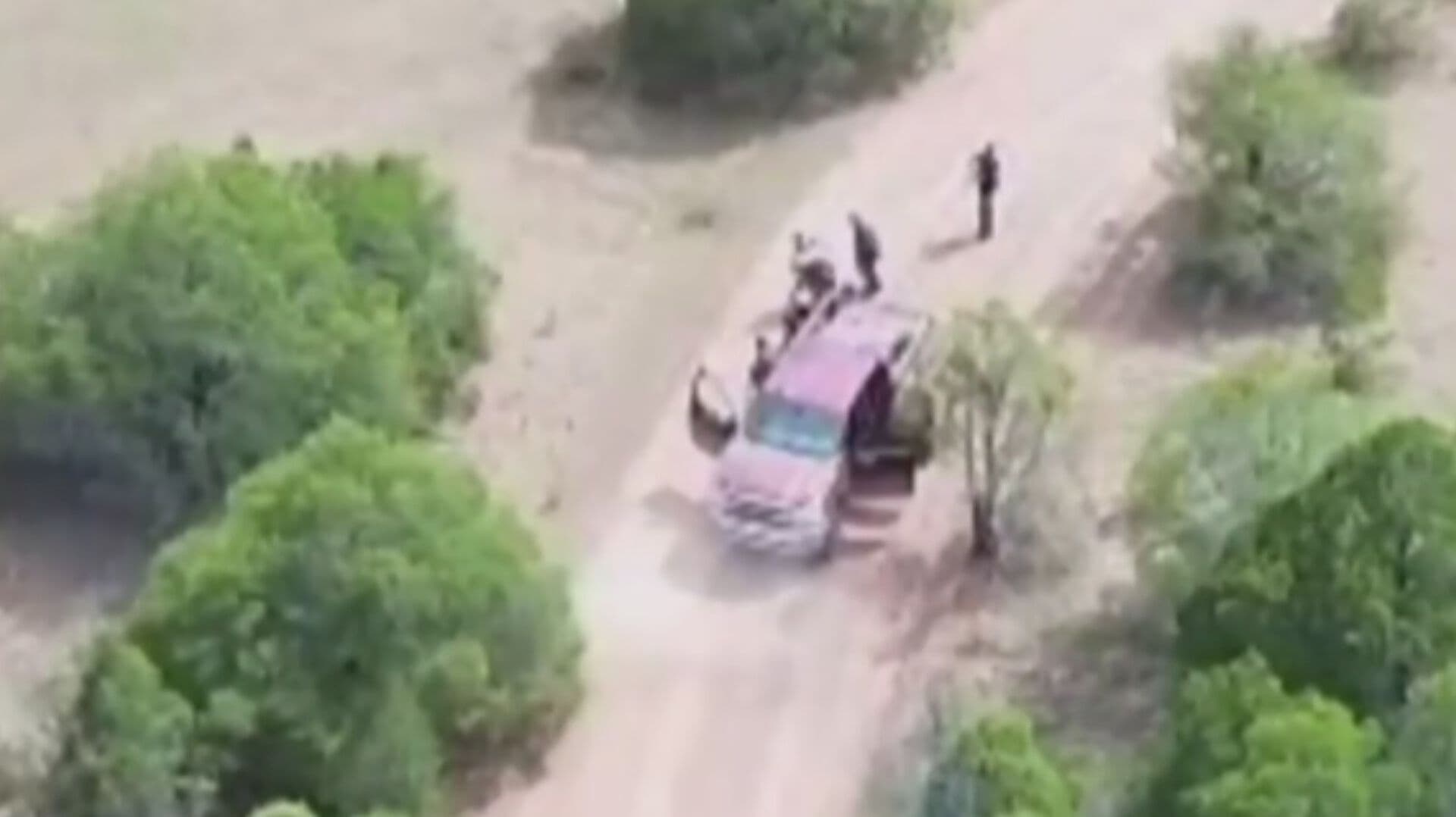 Desde el Aire: Captan Enfrentamiento entre Policías y Criminales en Chihuahua