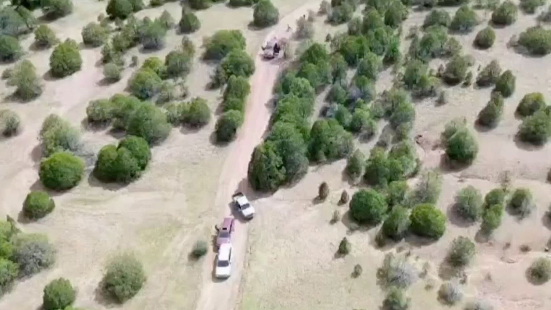 Balacera en Cusihuiriachi Deja un Abatido, Armas y 4 Camionetas Robadas Aseguradas