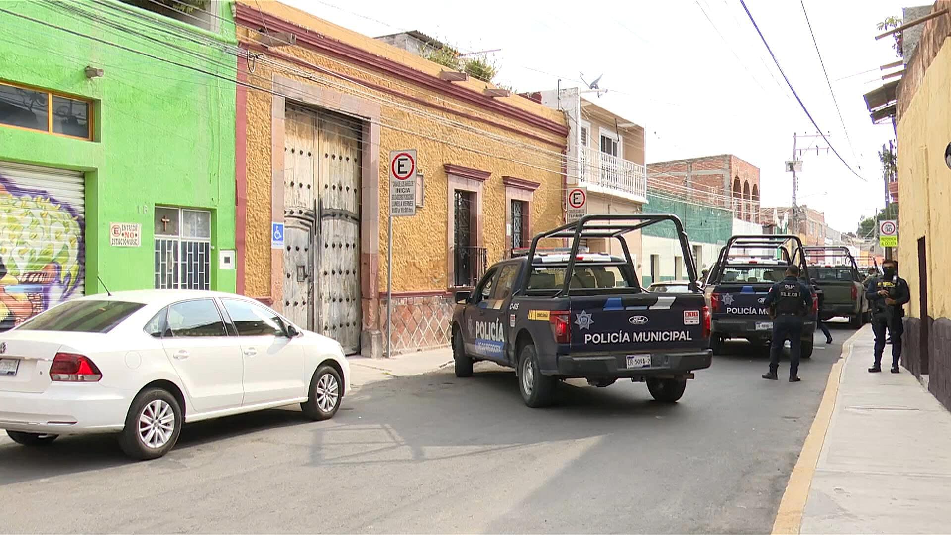 Tenía el Cuerpo de su Padre en un Ataúd desde hace 10 Años en Querétaro; Es Detenido