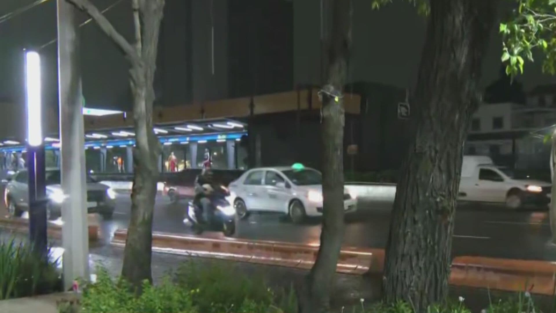 Continúa Lluvia en Benito Juárez y Mantienen Alerta Amarilla en 9 Alcaldías de CDMX
