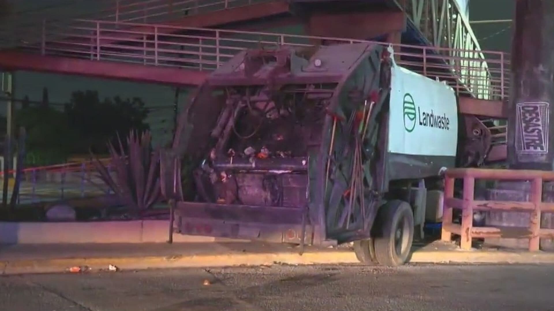 Deja 3 Heridos Choque de Camión Recolector de Basura en San Nicolás