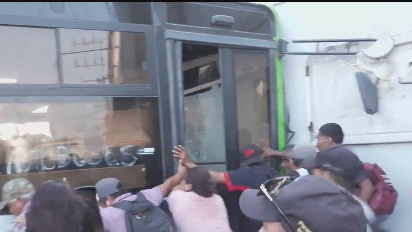 Siguen Hospitalizados de Ruta 1 y Transpaís en Monterrey