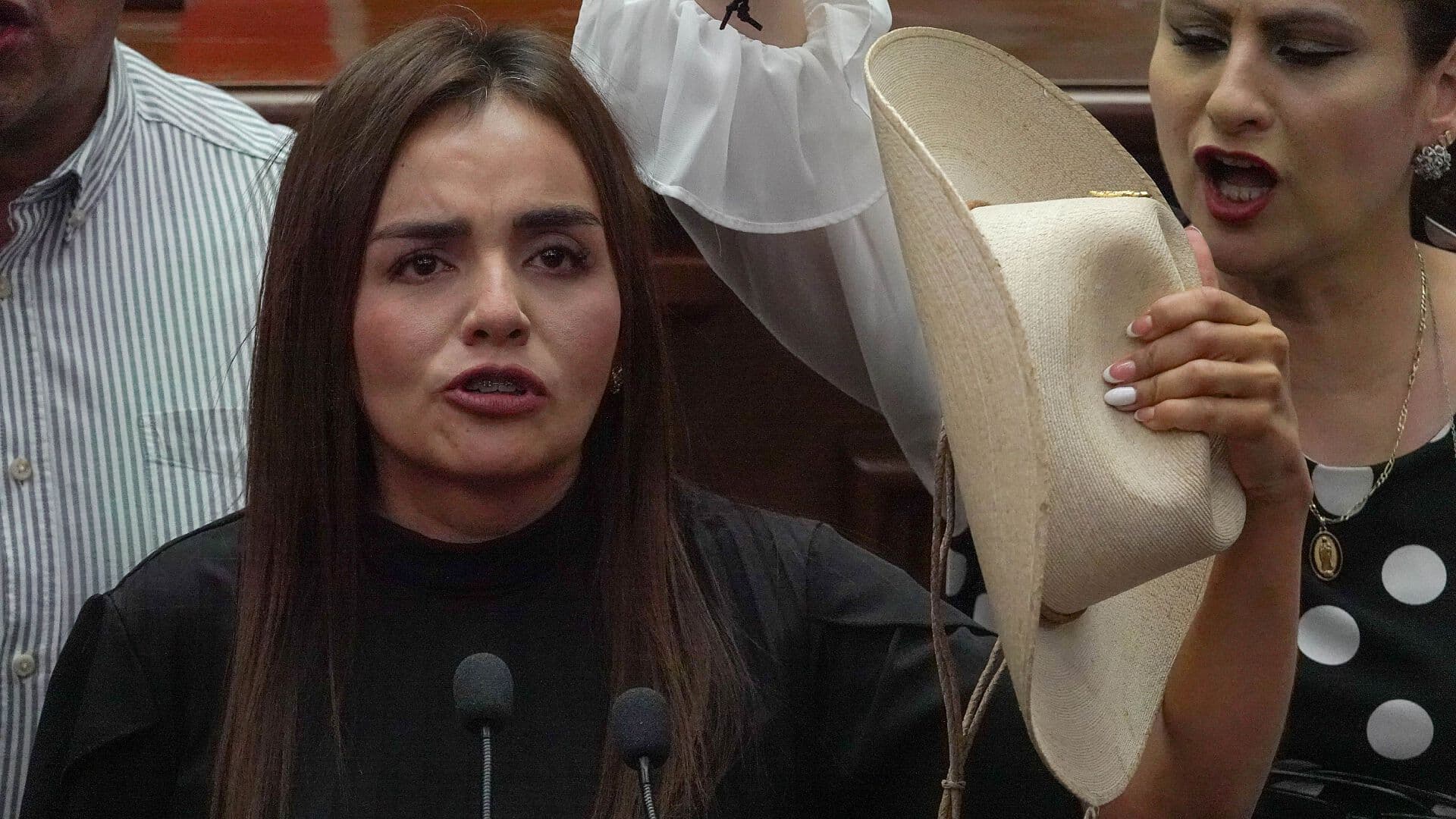 Grecia Quiroz Celebra Detención de “R1” por Muerte de Carlos Manzo