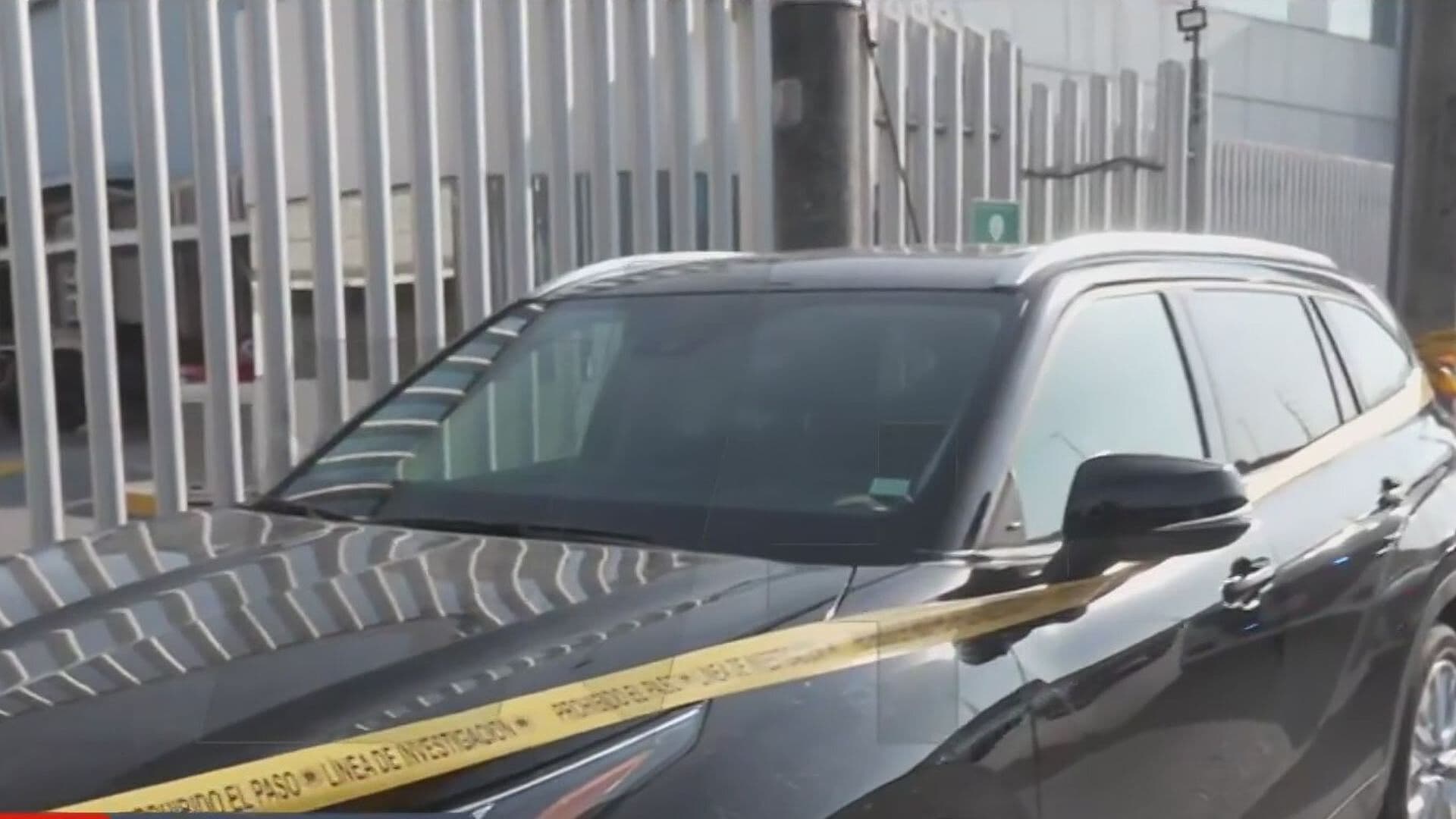 Movilización Policiaca Afuera de Empresa; Alarma Automovilistas en Av. Los Ángeles