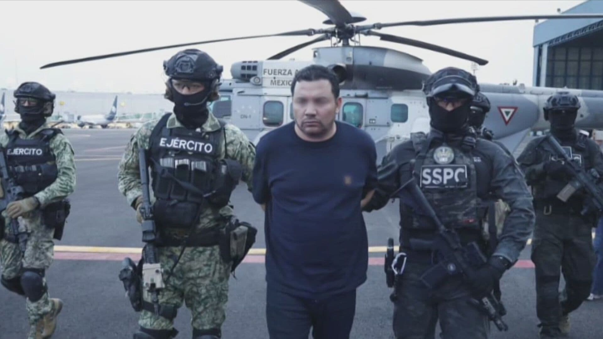 ¿Quién es el R1, Presunto Autor del Asesinato de Carlos Manzo? Revelan Imágenes de Detención