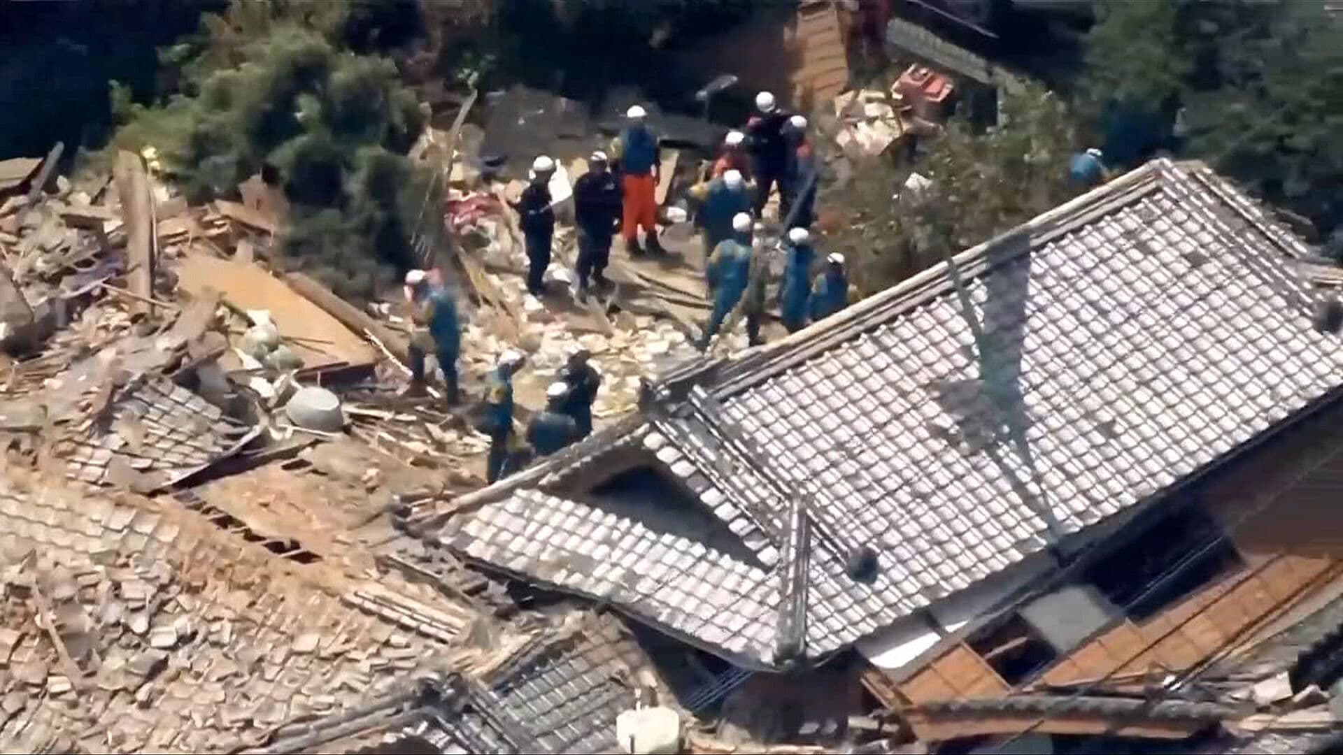 Emergencia en Japón: Rescatistas Buscan a Sobrevivientes de Terremoto en Medio de Ola de Calor