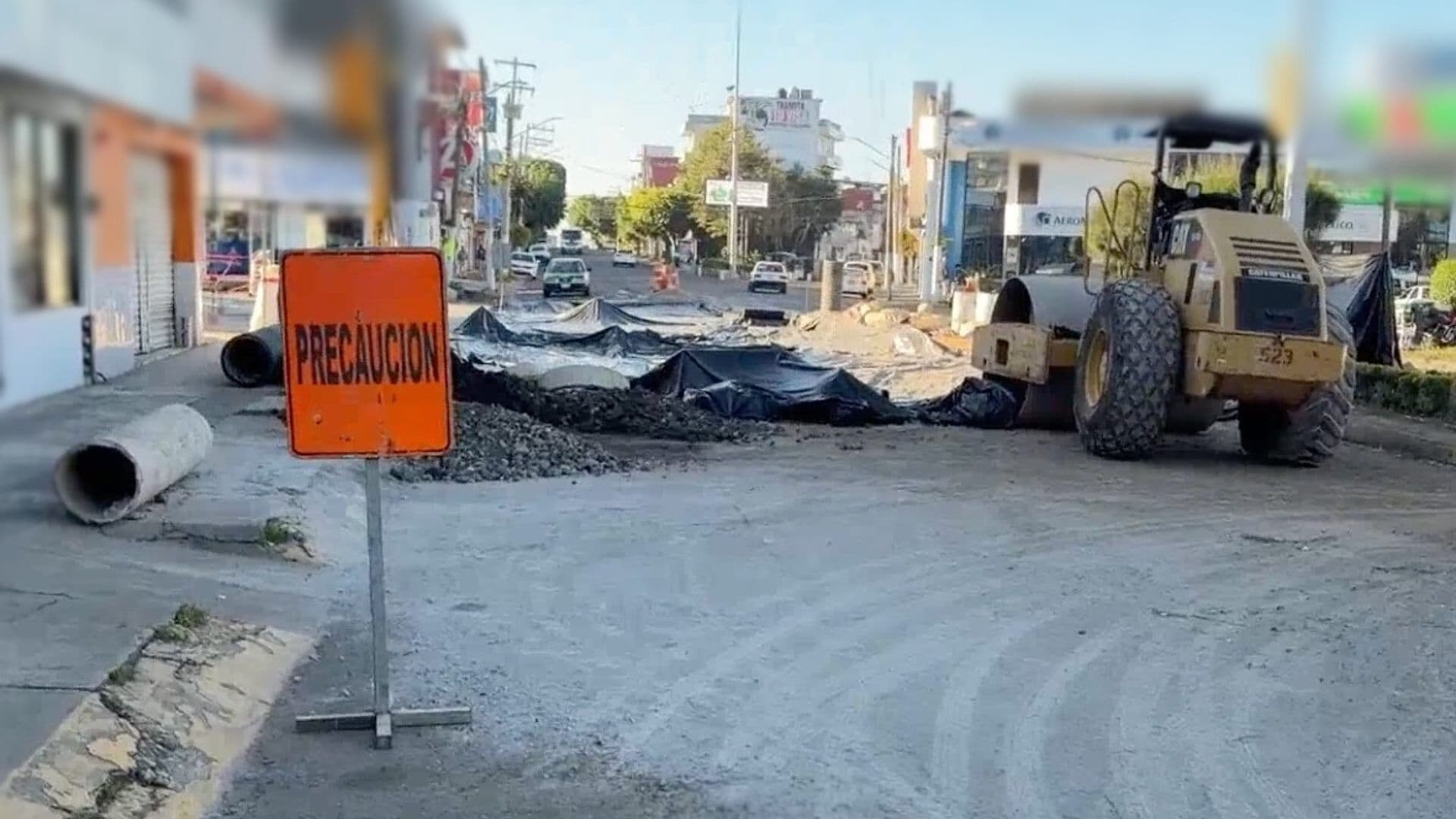 Obras Provocan Cierre a la Circulación en la Avenida 20 de Noviembre en Xalapa