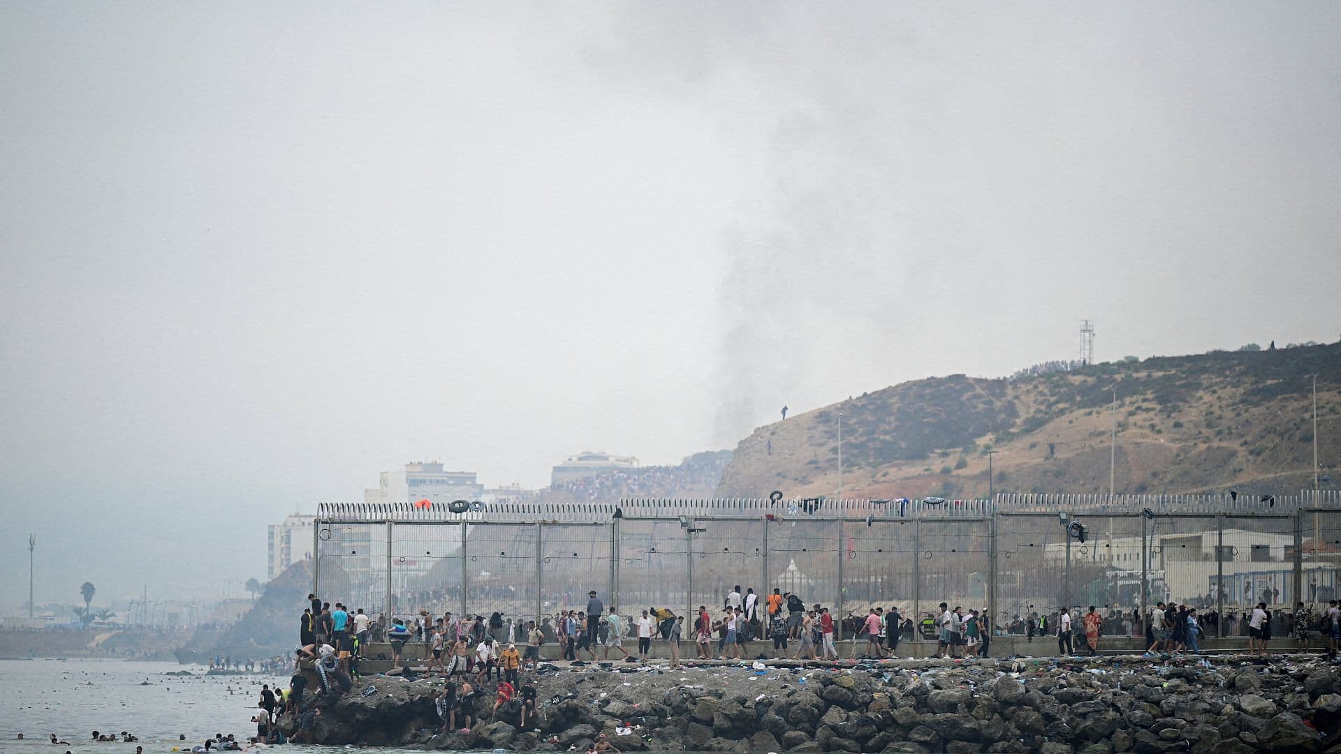 Mueren 57 Migrantes Marroquíes al Intentar Cruzar la Frontera con España
