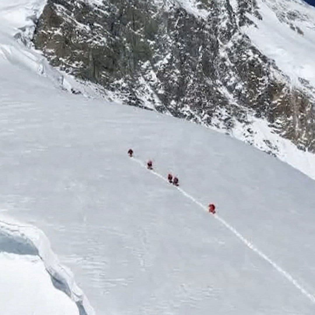 Avalancha Sepulta a Famoso Escalador, Nirmal Purja y a sus Compañeros en Pakistán; Hay Muertos