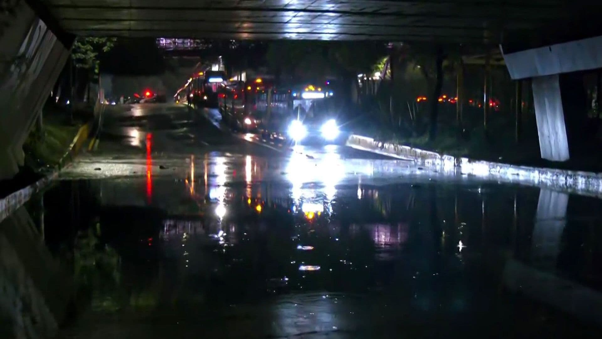 Lluvias Provocan Inundaciones y Cierres Viales en Distintos Puntos de CDMX
