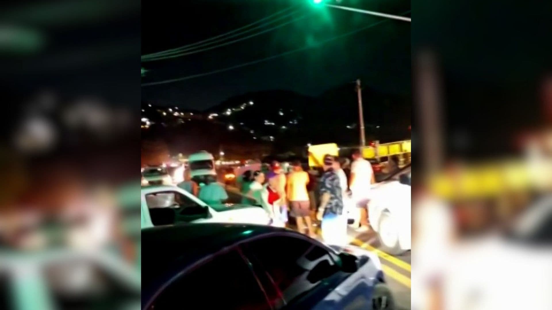 Vecinos Bloquearon Vialidades en Acapulco, Guerrero, por Fallas en Servicio Eléctrico