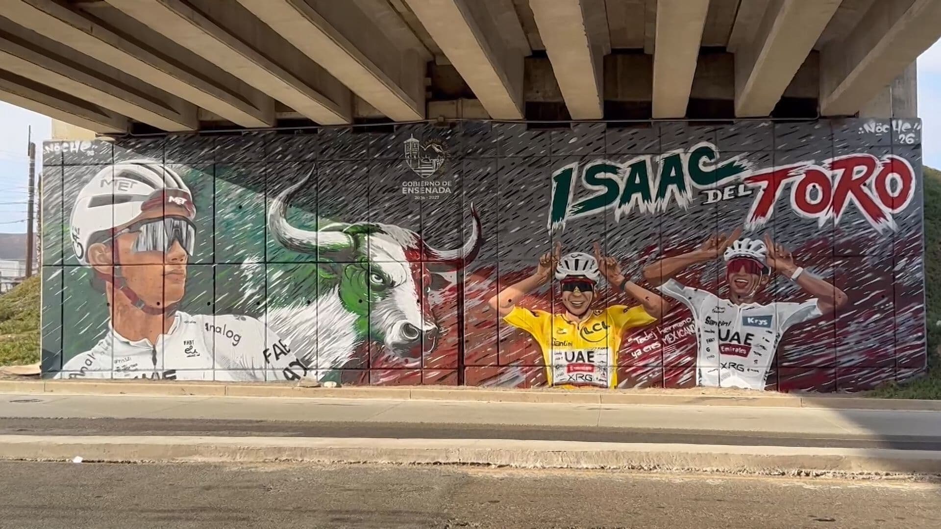 Isaac del Toro es Homenajeado con Mural en Ensenada tras Tour de Francia 2029