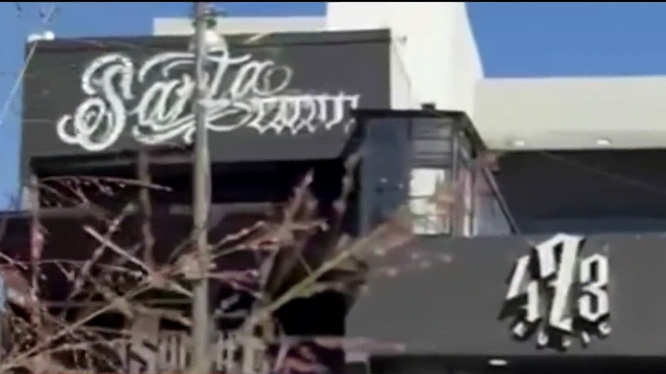 Santa Fe Klan Denuncia que Policías Dispararon Afuera de su Tienda en Guanajuato