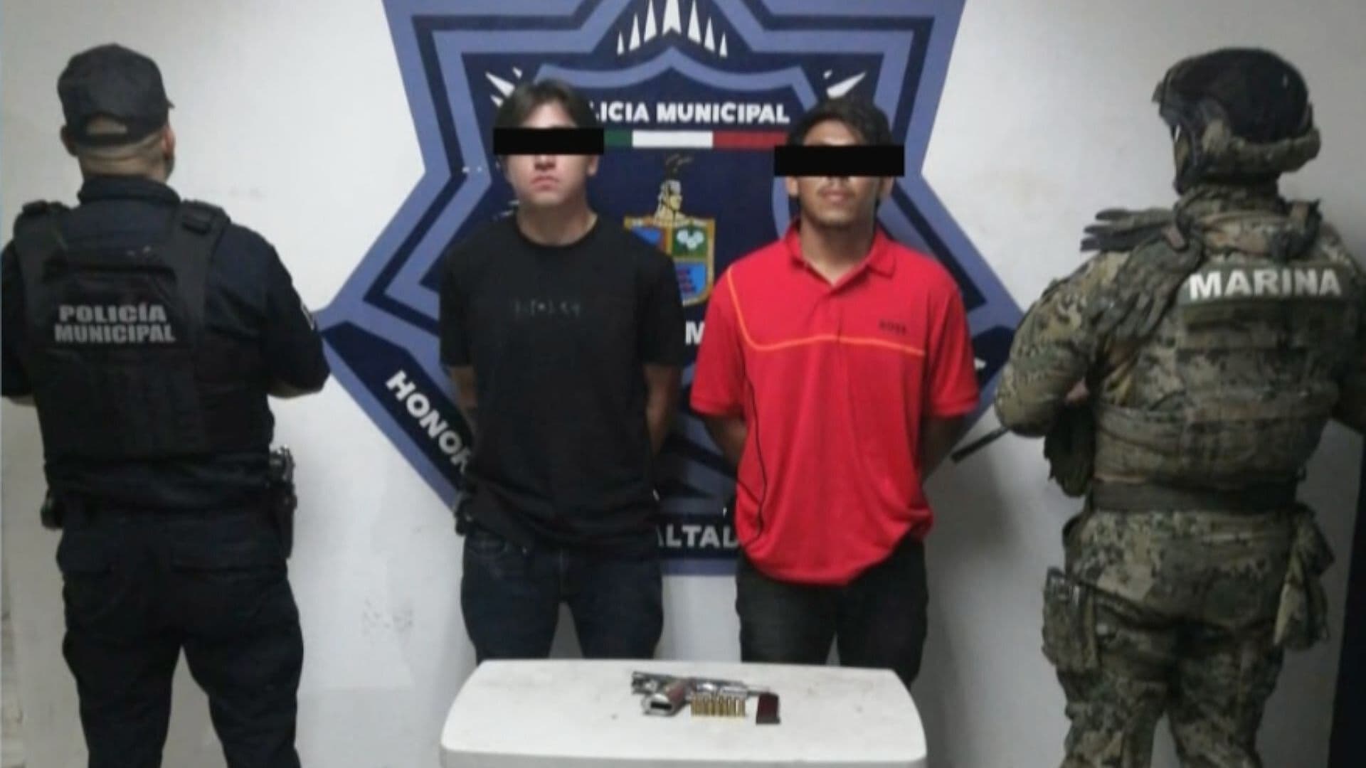 Dos Jóvenes Fueron Detenidos en Posesión de un Arma de Fuego en Ciudad Obregón