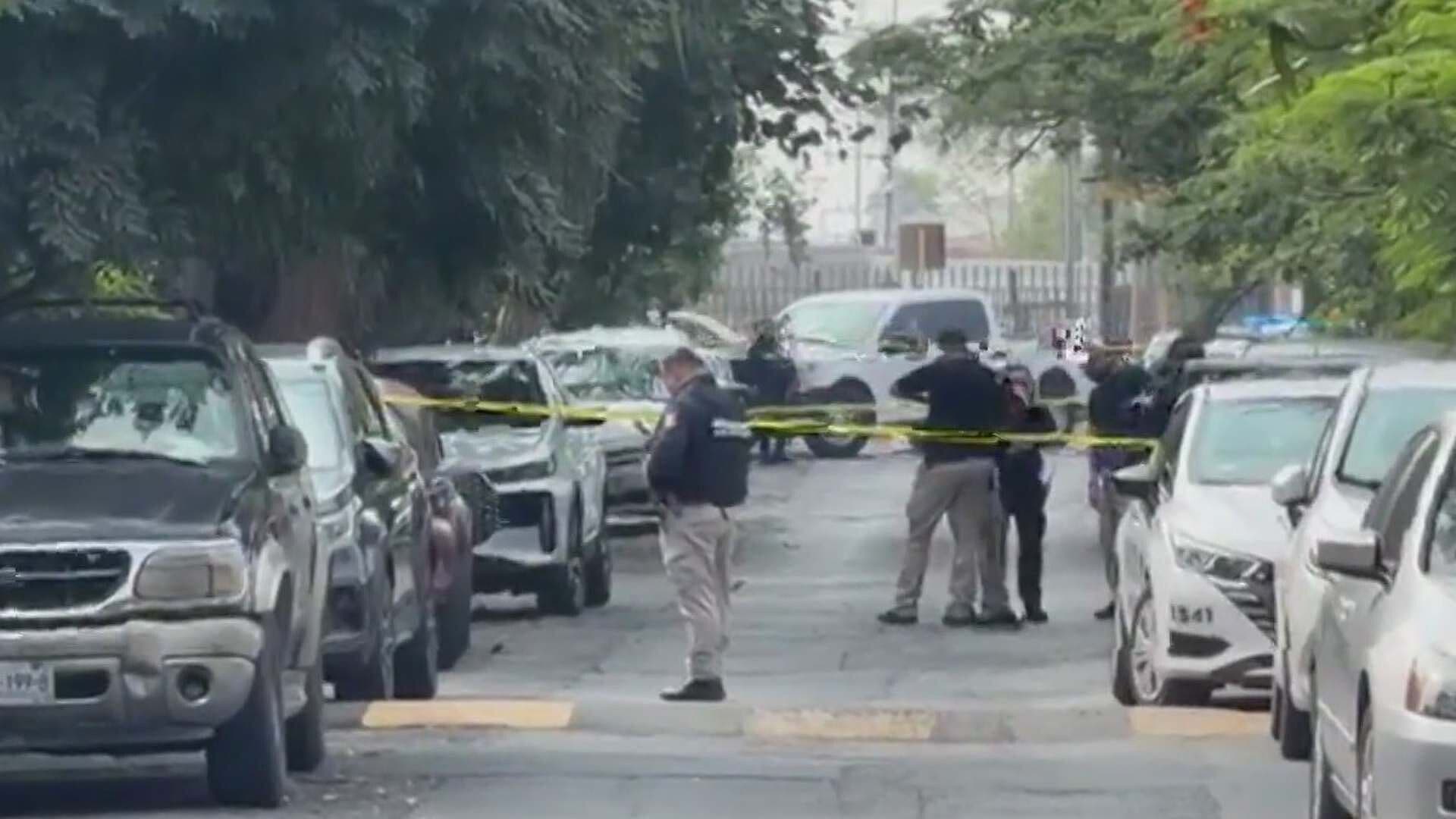 Ejecutan de 10 Balazos a Menor en San Nicolás; Le Disparan Desde Una Motocicleta Frente a Su Casa
