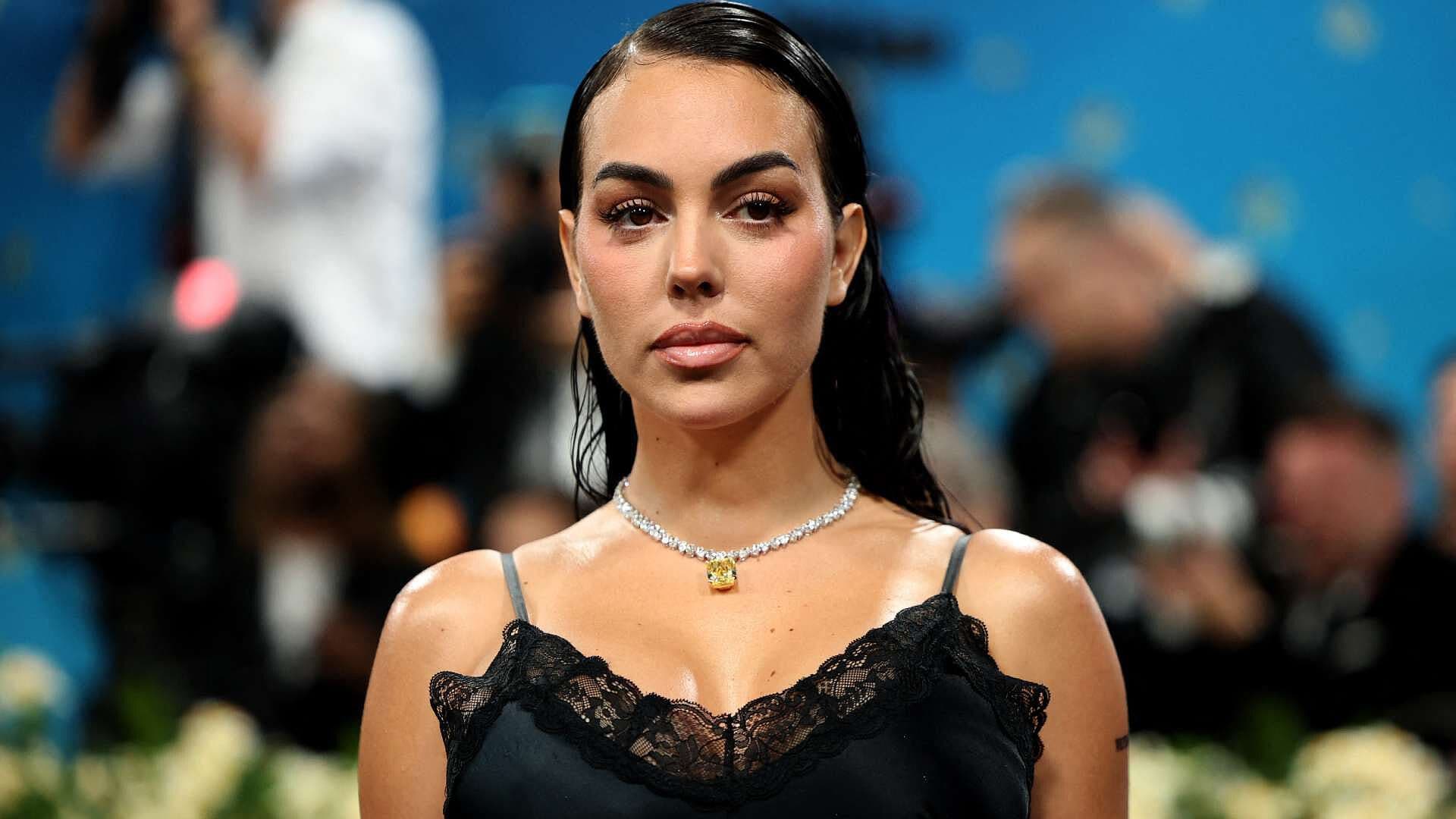 Georgina Rodríguez Responde a las Críticas por su Físico con Poderoso Mensaje sobre su Cuerpo