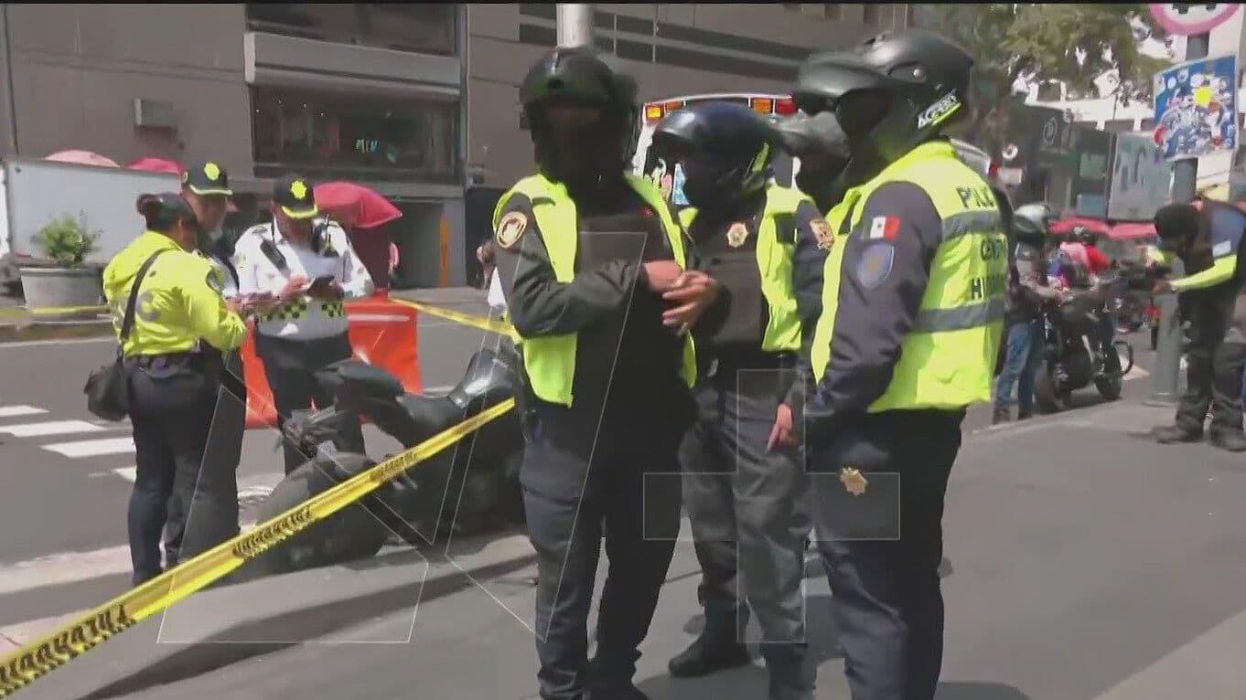 Motociclista Muere Tras Ser Impactado por un Auto en Cruce de Izazaga, en el Centro de CDMX