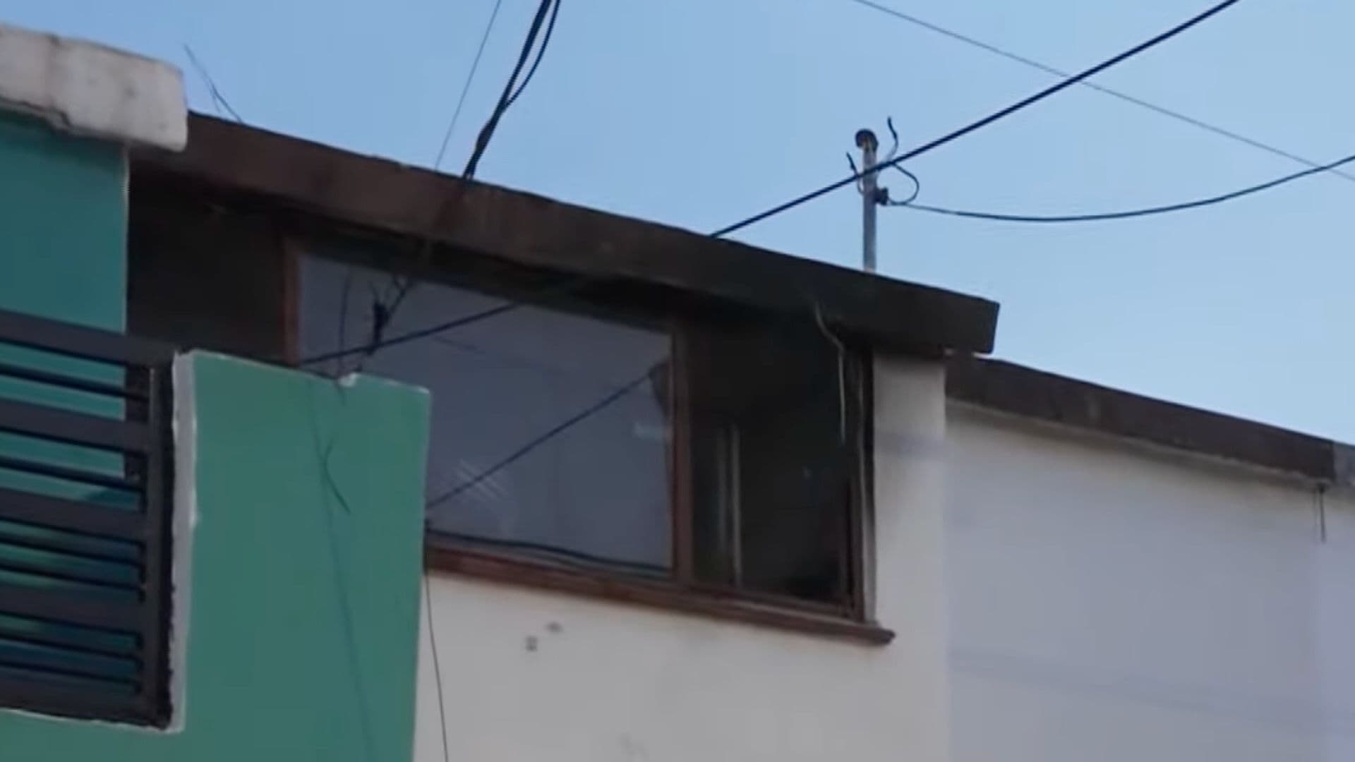 Moviliza Incendio en Planta Alta de Casa en Colonia Felipe Carrillo en Escobedo, NL