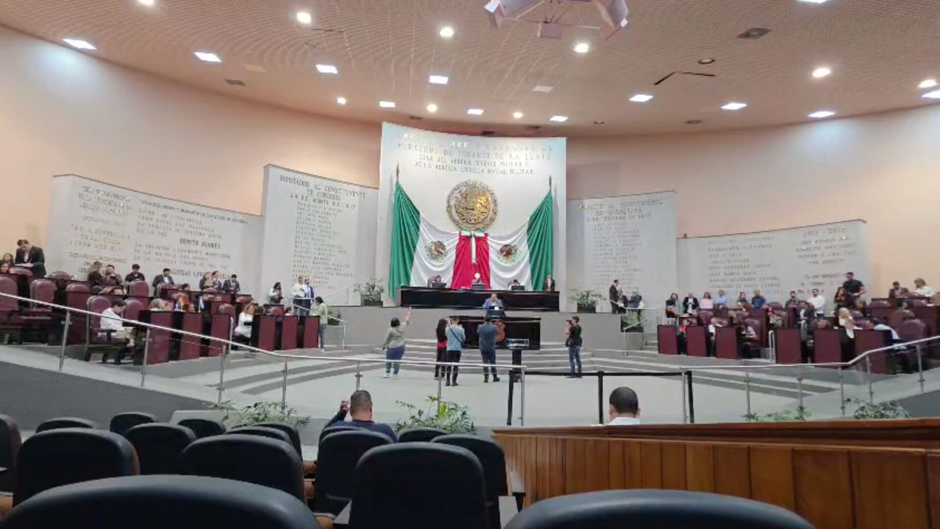 Retiran Fuero a Alcaldes de Ixhuatlán del Sureste y Úrsulo Galván en Veracruz