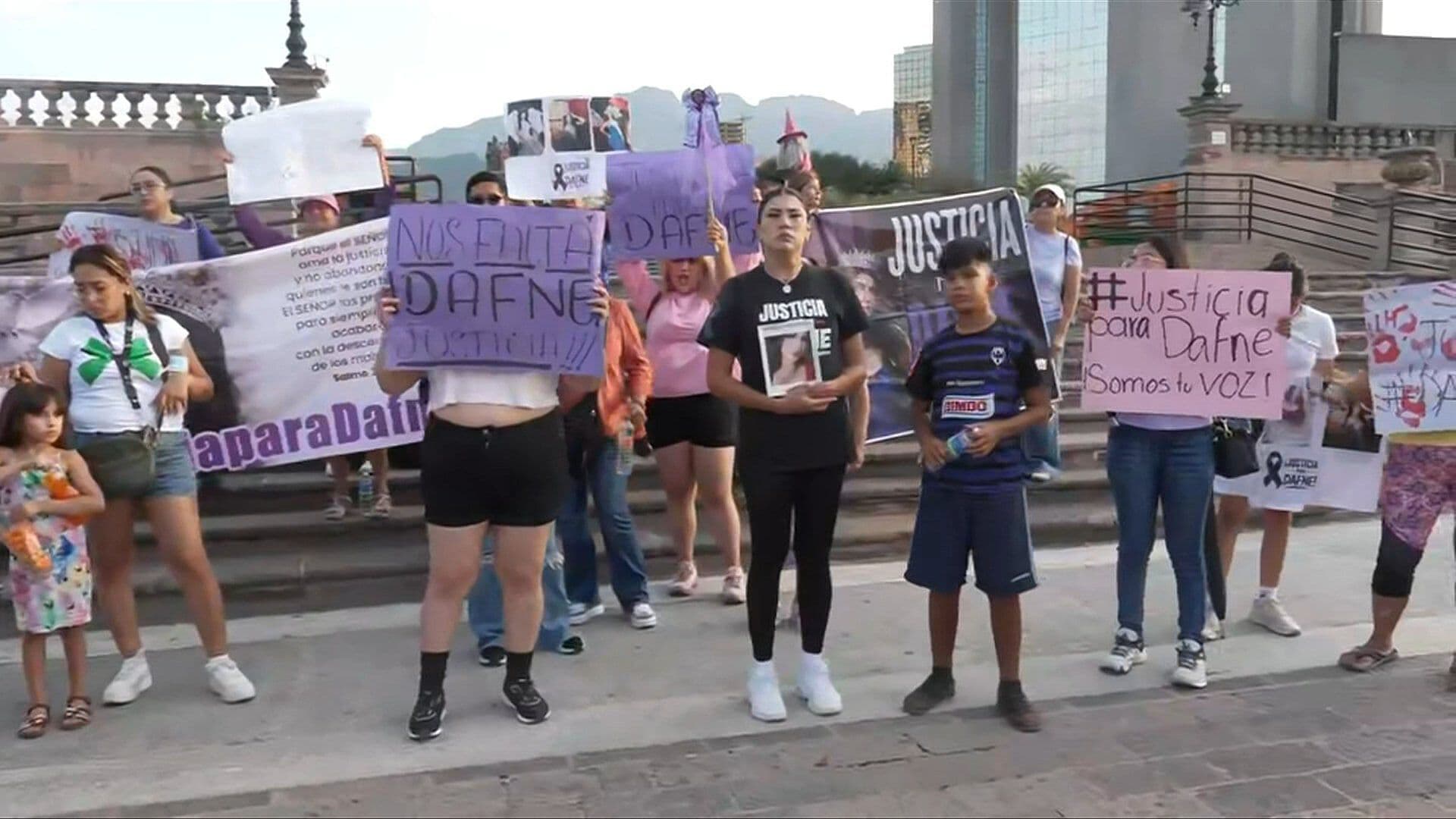 Así Marchan en Monterrey Para Exigir Justicia en Caso Dafne