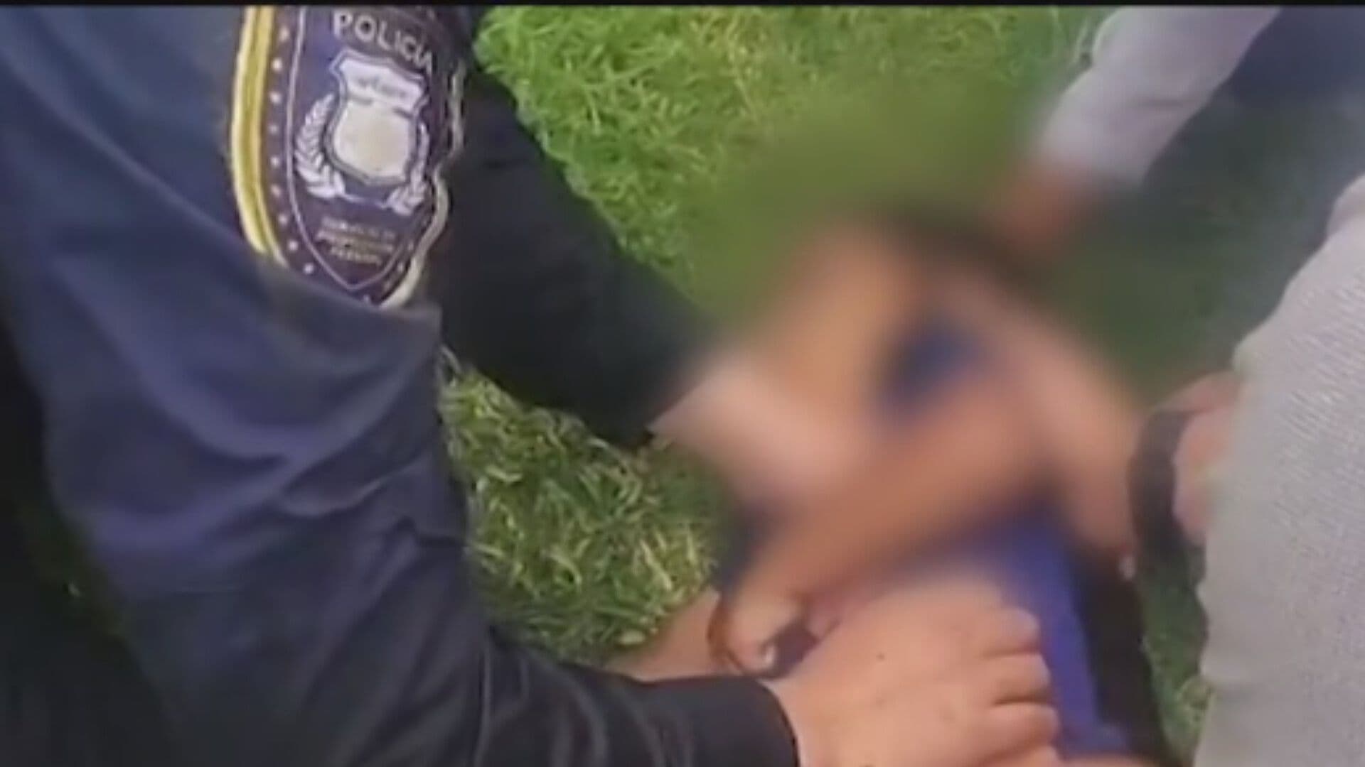 '¡Llora, Llora!' Policía le Salva la Vida a un Niño que se Ahogaba en Teotihuacán, Edomex