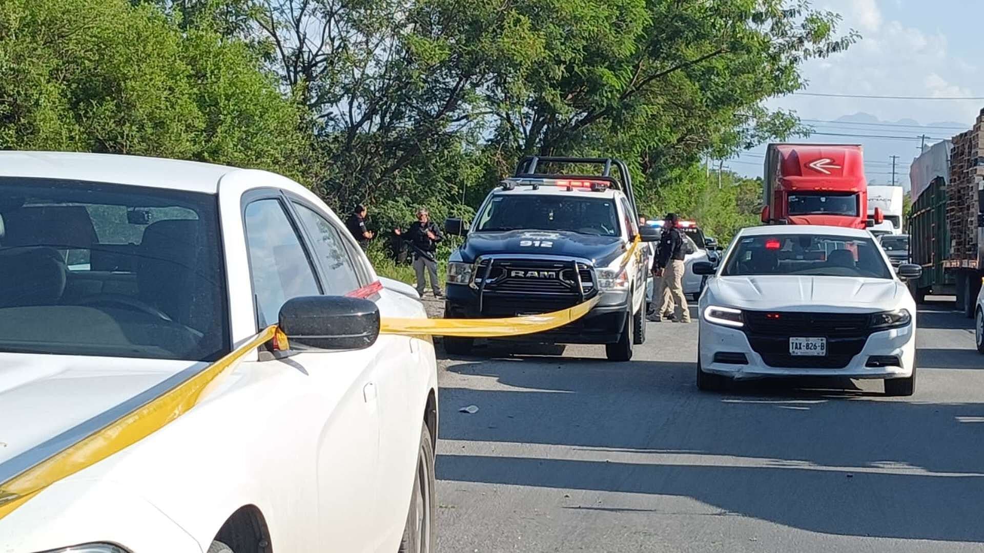 Persecución y Balacera Termina con Choque en Escobedo; Ingresan Delincuentes a Baldío