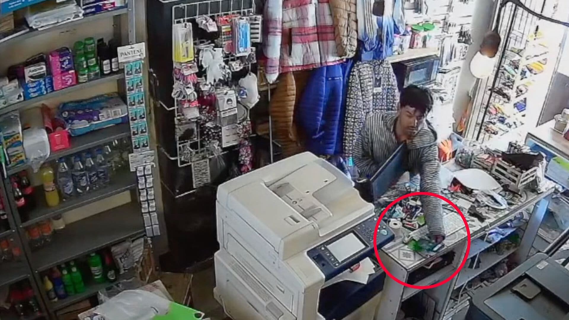 Video Robo Teléfono Celular Papelería Calle 3 Norte San Pedro Cholula Puebla